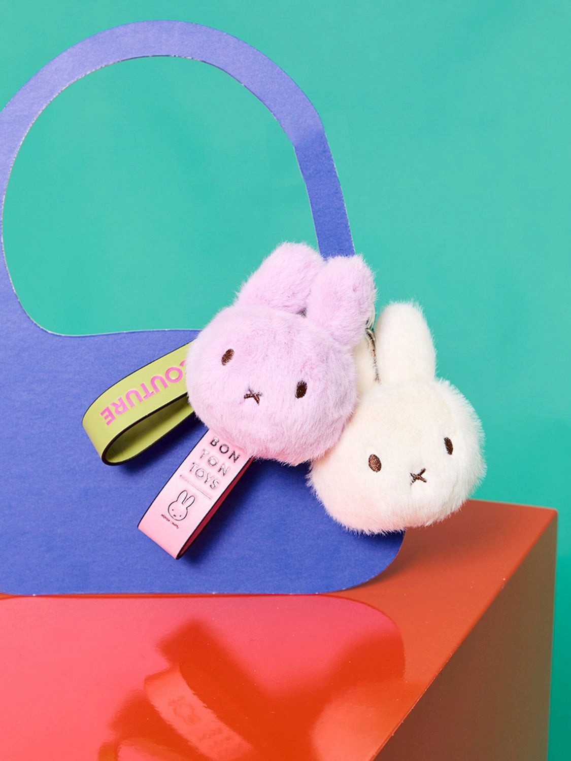 Bon Ton Toys Taschenanhänger Bon Ton Toys x Miffy – Fuzzy Bag Charm 11 cm Lila