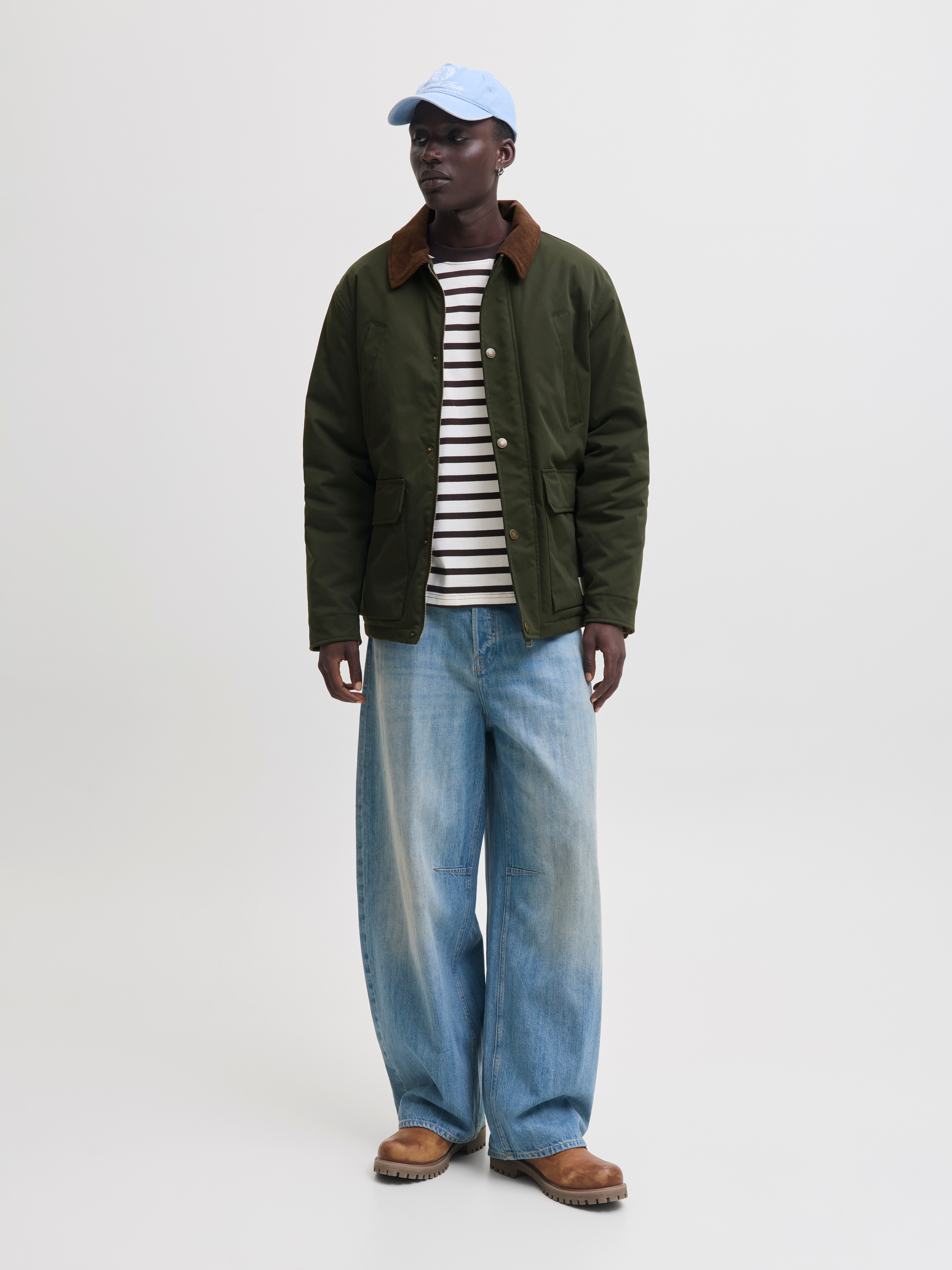Jack & Jones Fieldjacket JORNORREBRO PADDED BARN JACKET SN Kunstfaser, mit Knopfleiste – Bild 4 von 5