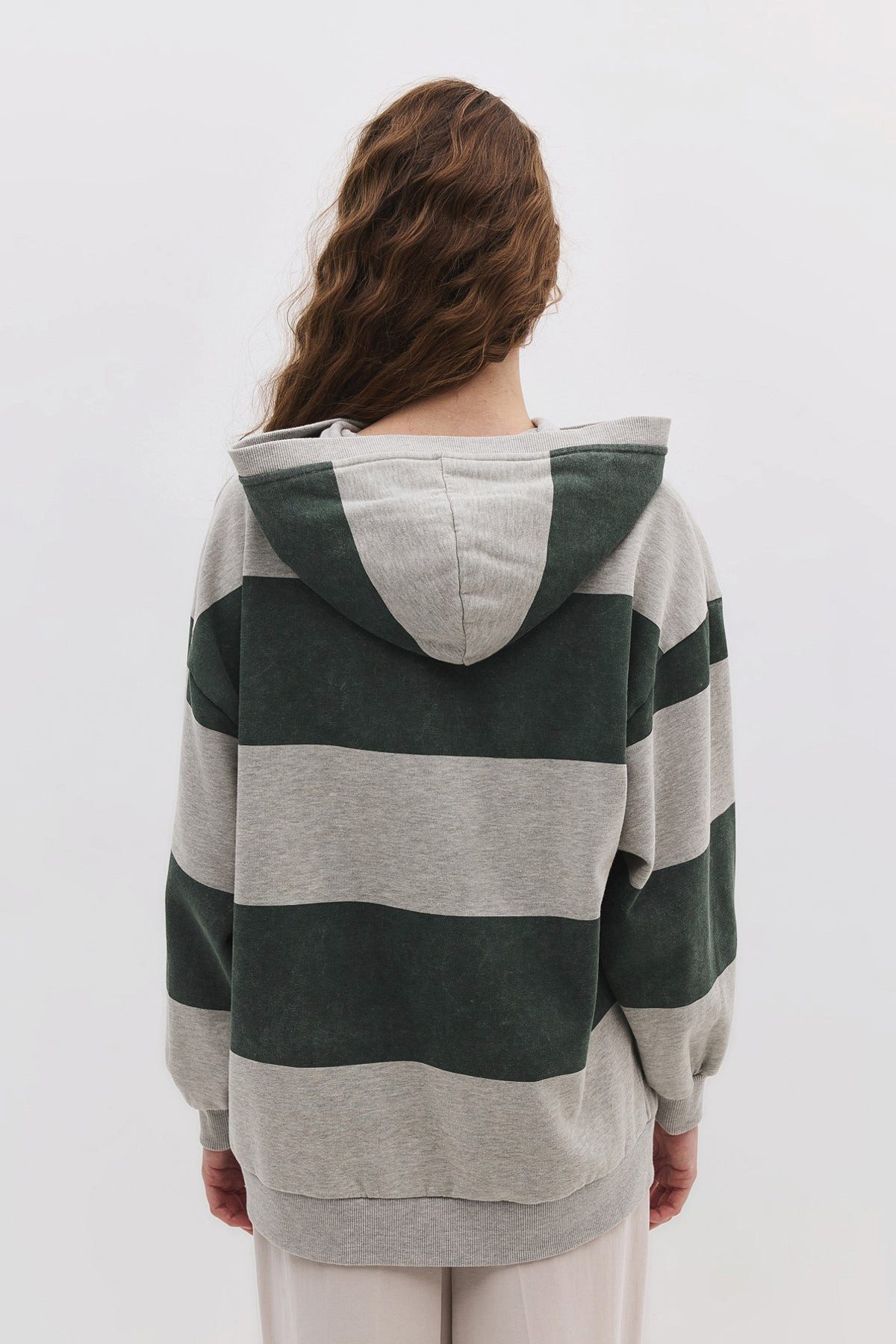 No Matter What Kapuzensweatshirt Gestreifter Kapuzenpullover – Bild 5 von 5