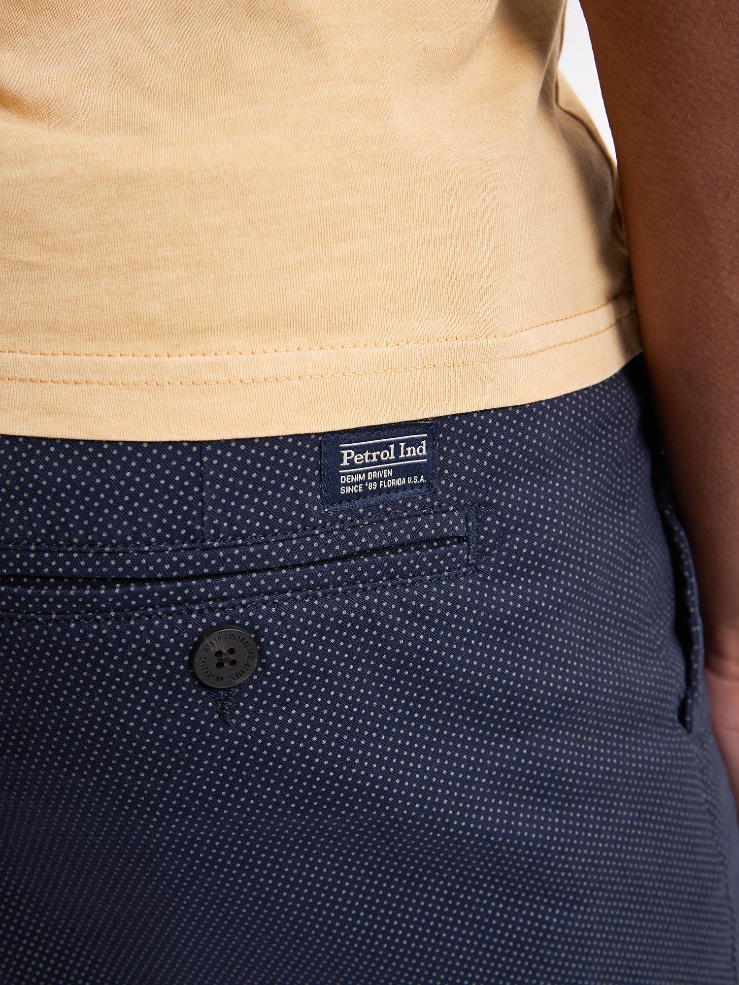 Petrol Industries Chinoshorts Sommerhose mit Gürtel – Bild 4 von 5