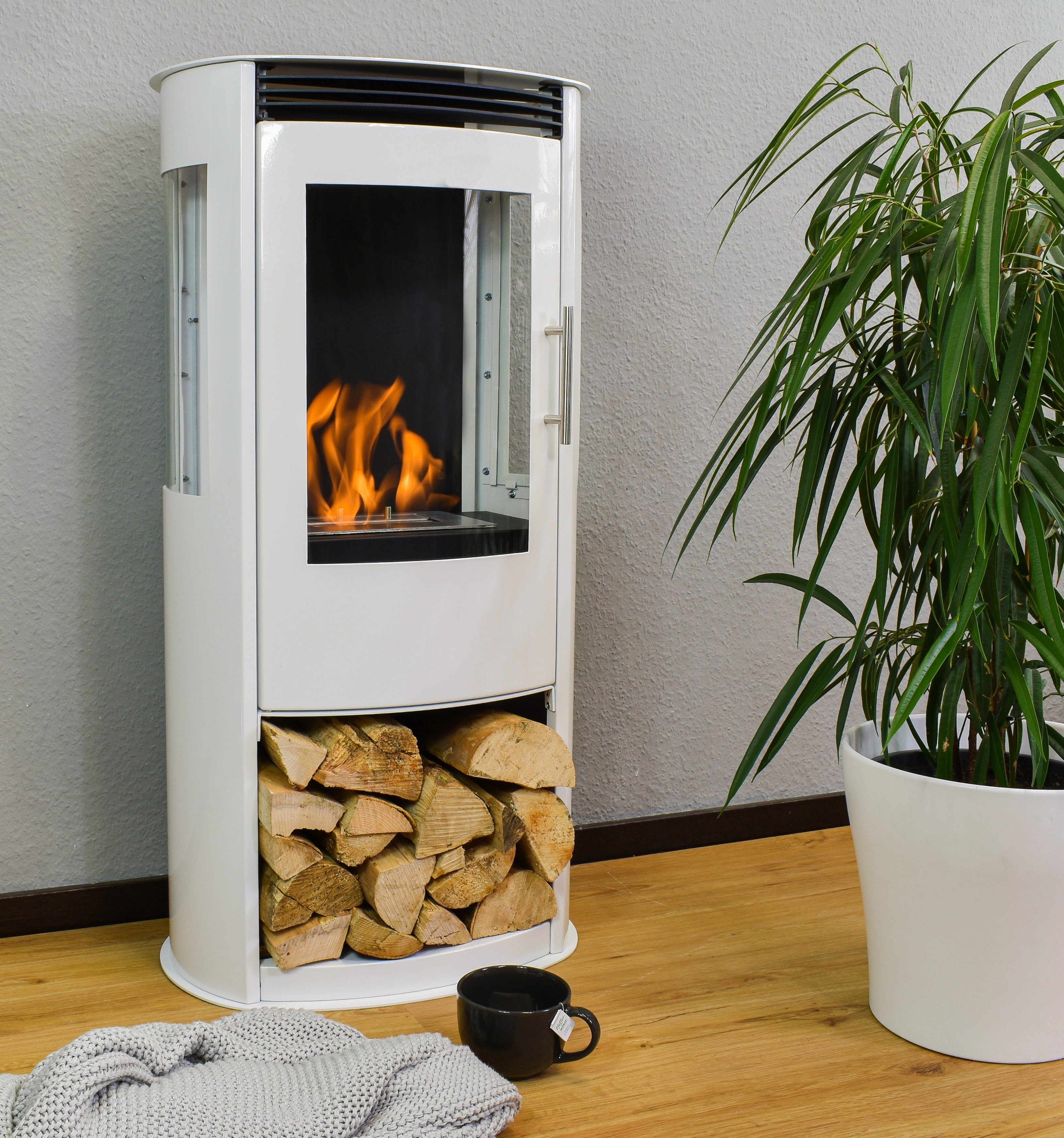 GLOW FIRE Echtfeuer-Dekokamin Ethanolkamin Göteborg Bioethanol Kamin, Kaminofen mit 2KW Heizleistung, Ethanol Standkamin mit 6h Brenndauer