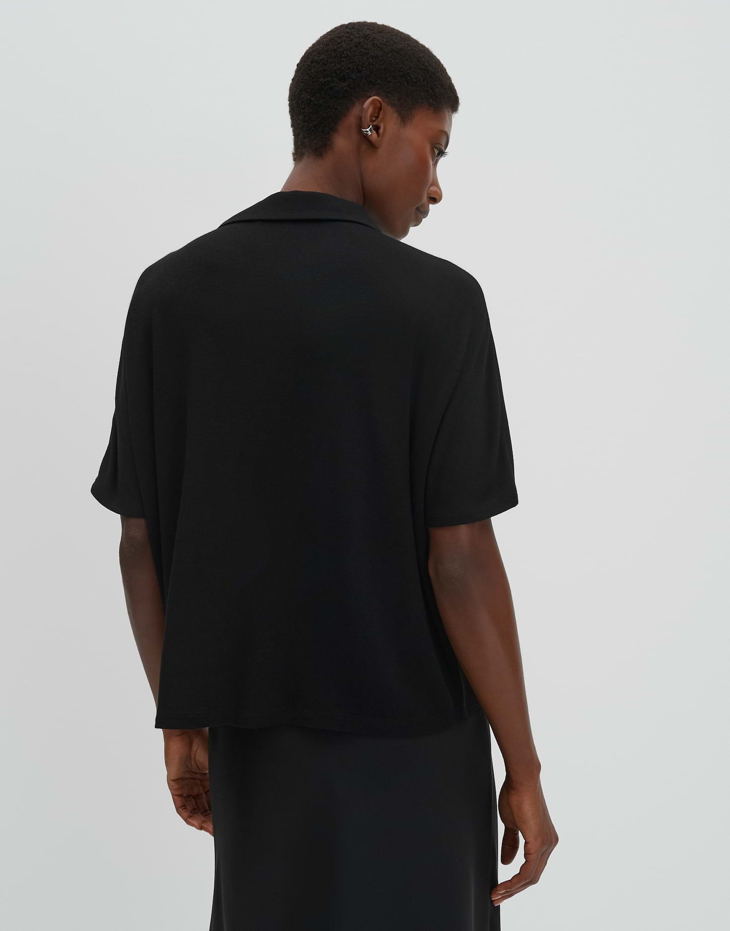 someday Kurzarmshirt Keliane aus Materialmix Falte vorn, V-Ausschnitt mit Polokragen für edle Looks