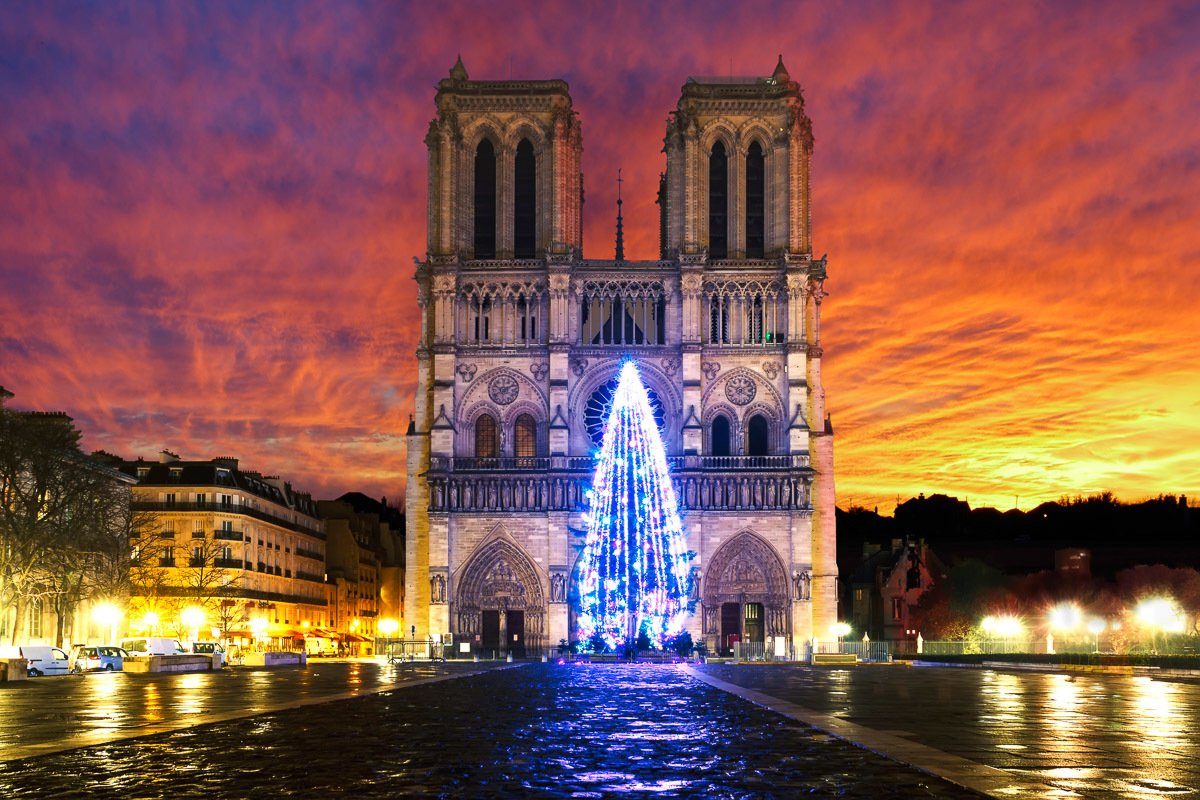 Papermoon Fototapete Sonnenaufgang Notre Dame