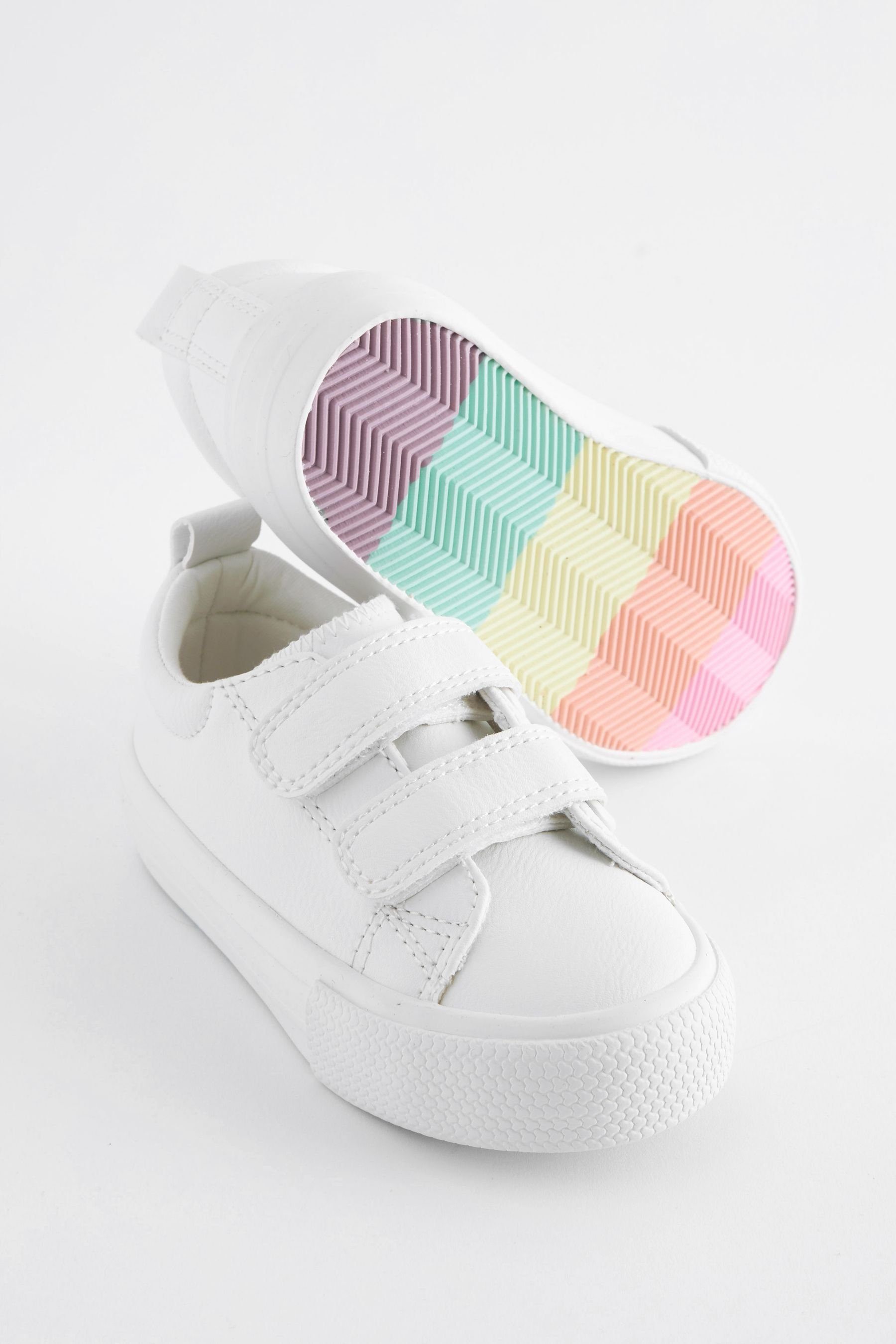 Next Kompakte Sneaker (1-tlg) Sneaker White