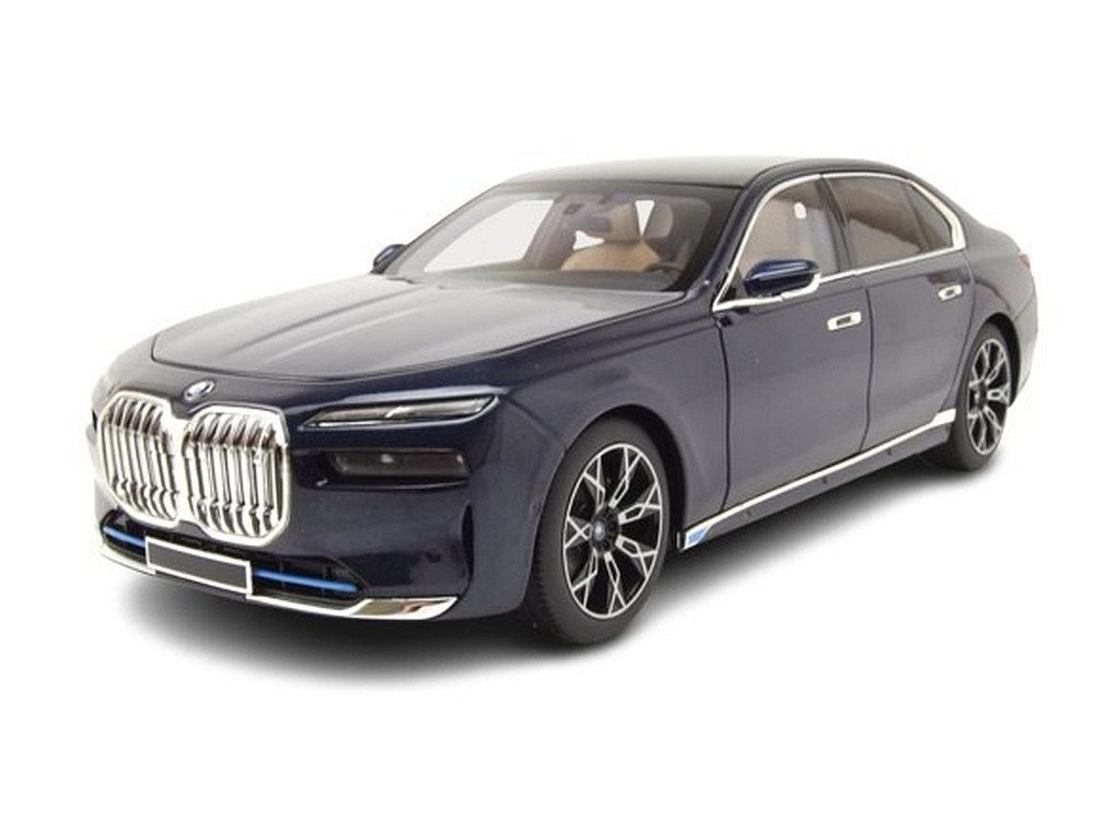 Minichamps Modellauto BMW i7 2022 blau metallic, Maßstab 1:18