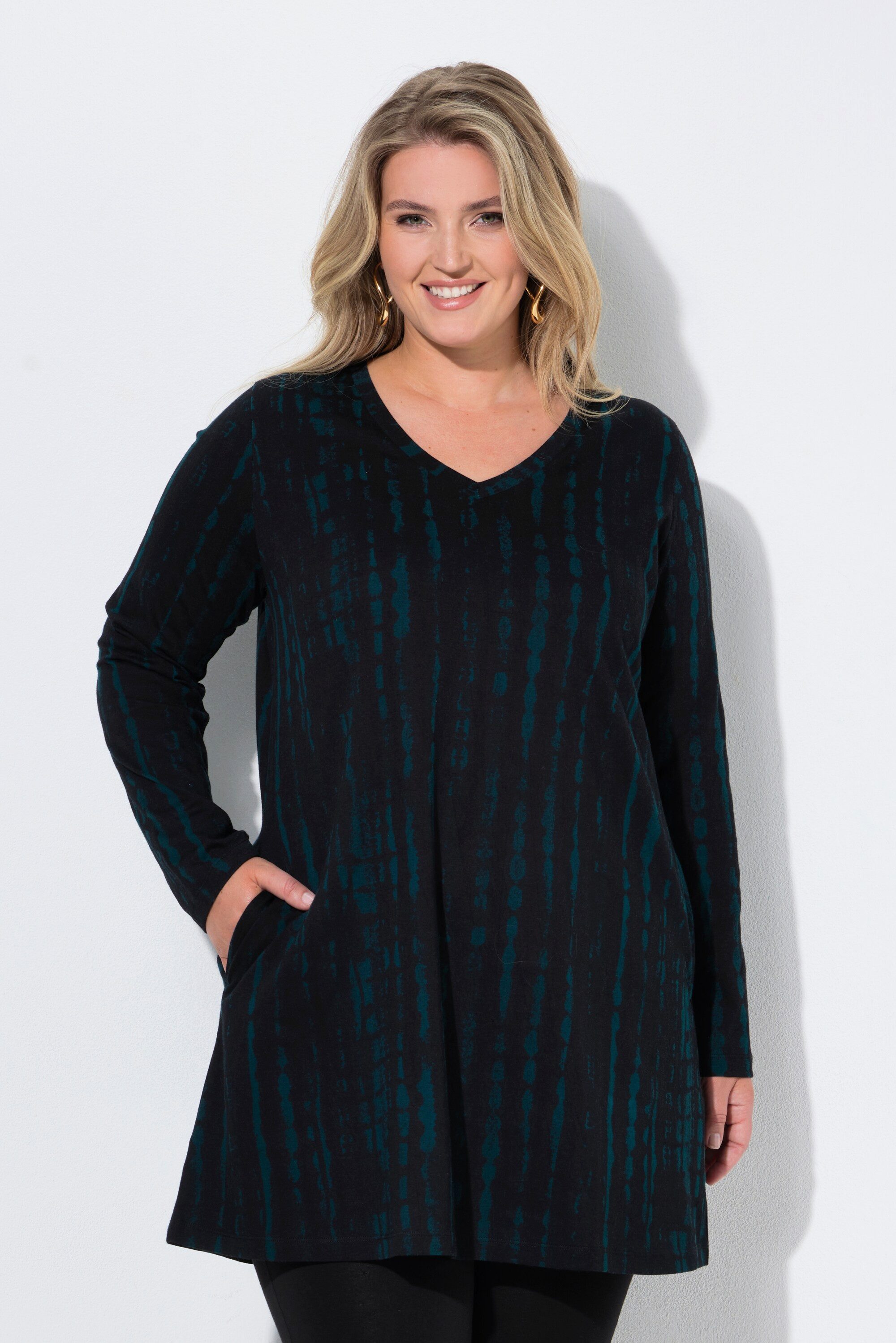 Ulla Popken Longshirt Longshirt Batikmuster A-Linie V-Ausschnitt Langarm
