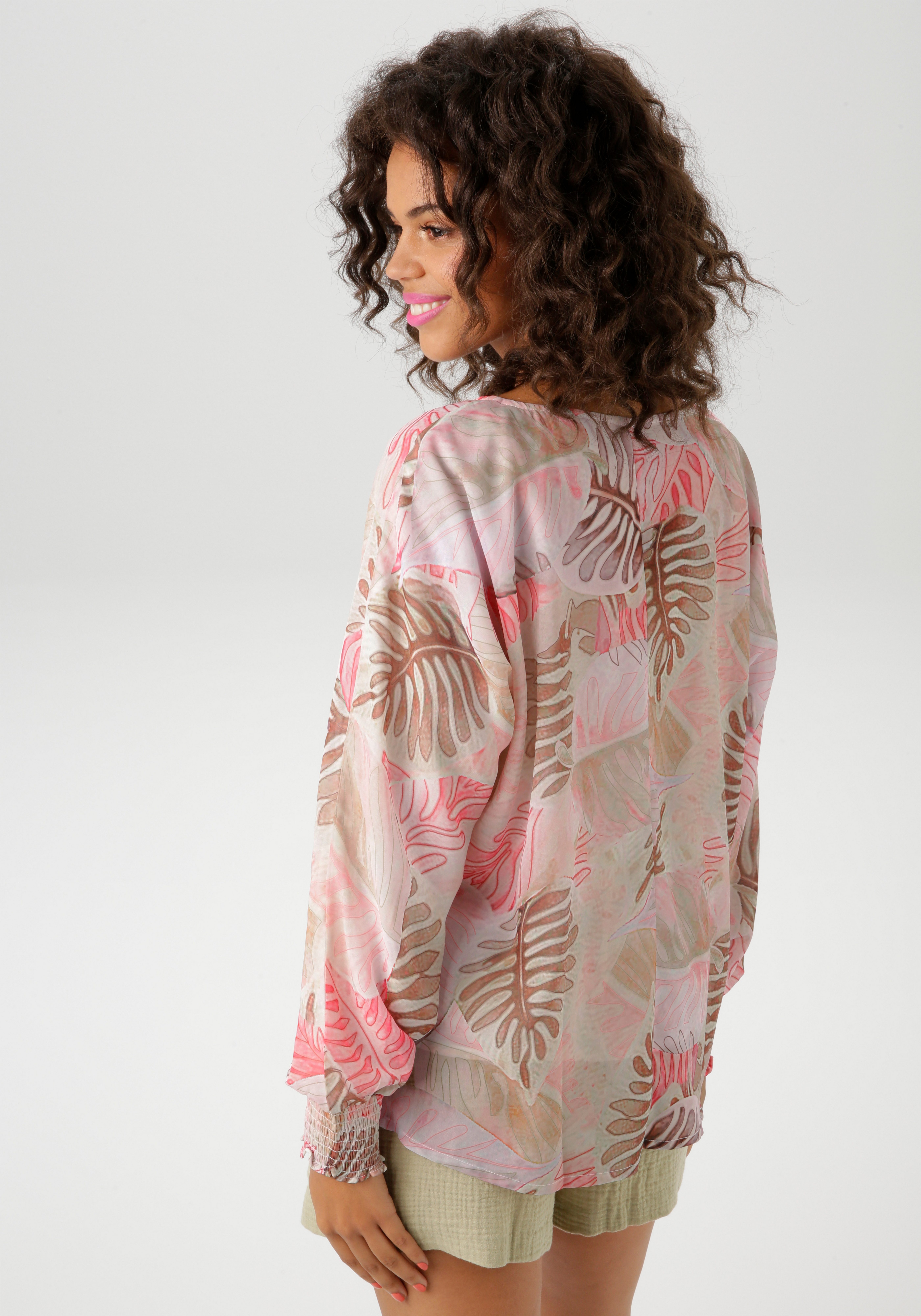 Aniston CASUAL Schlupfbluse mit großflächigen, farbharmonischem Blätterdruc günstig online kaufen