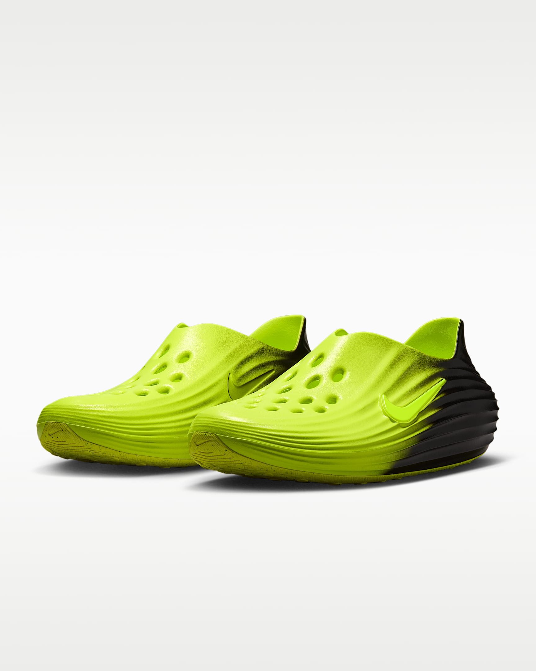 Nike Sportswear REACTX REJUVEN8 Sneaker