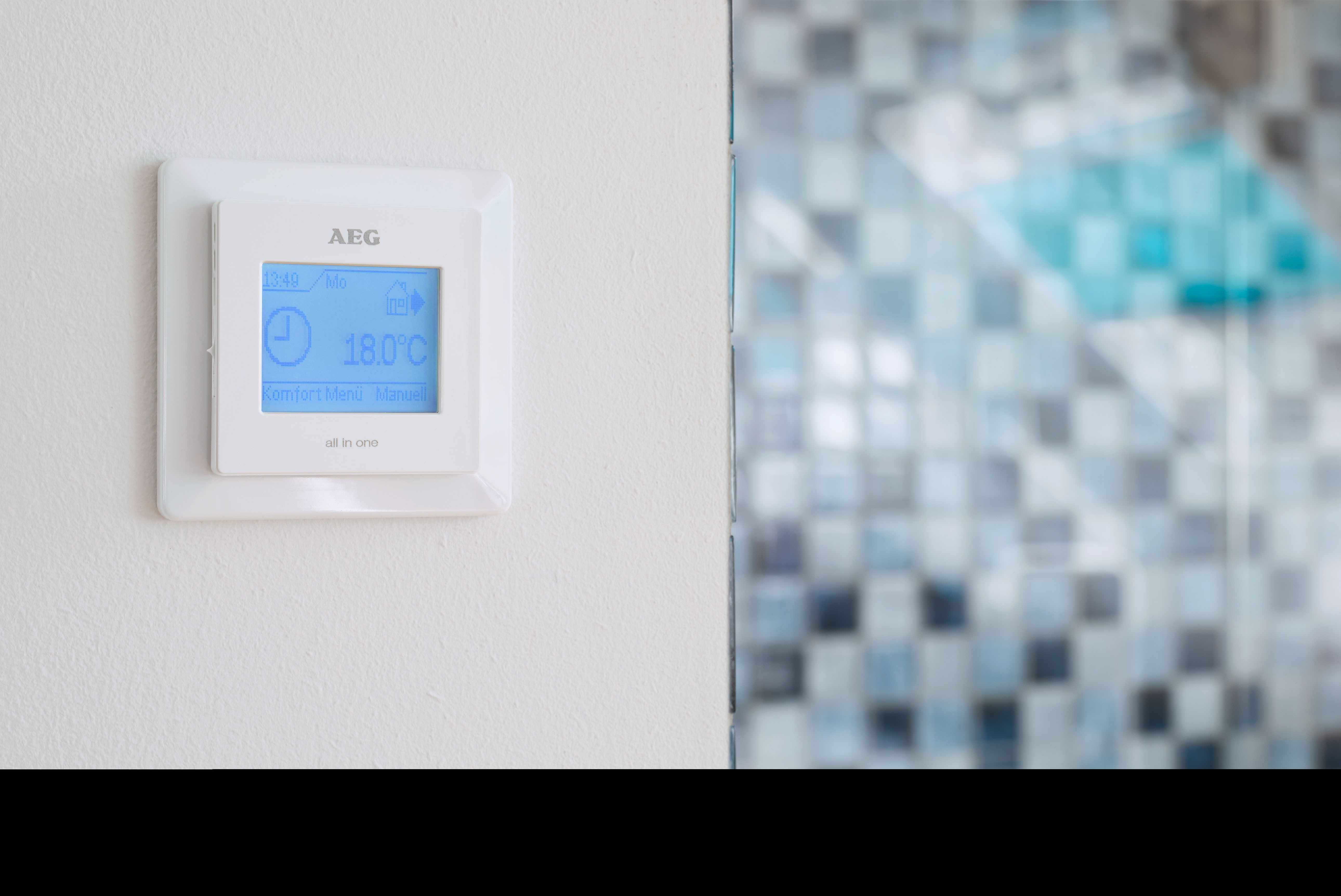 AEG Haustechnik Raumthermostat »FRTD 903 TC« Fußbodentemperaturregler und Raumtemperaturregler, elektronisch, Touchscreen mit Farbdisplay, Komfort-Eco-Modus, Wochenprogramme