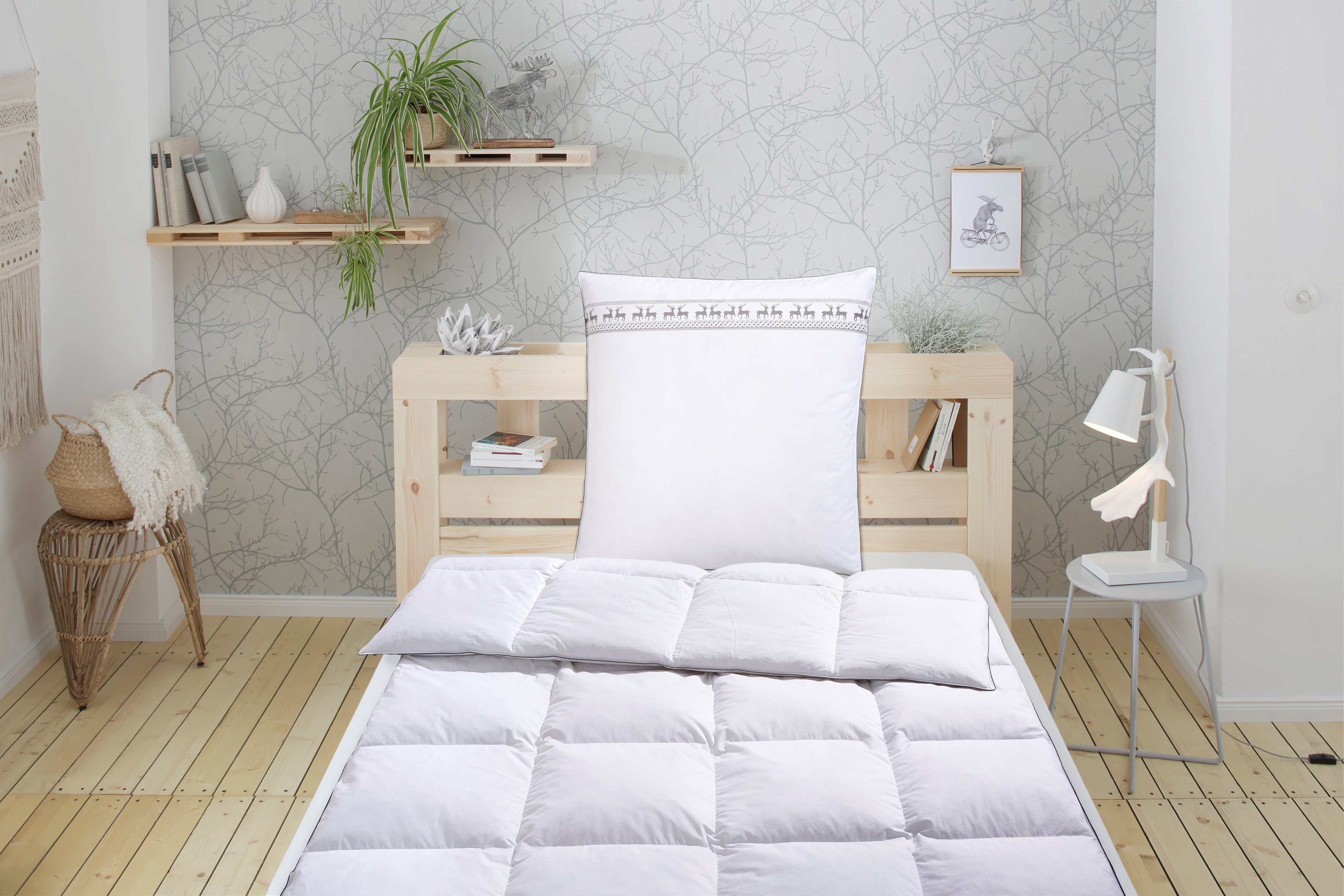 OTTO home Federbettdecke + Kopfkissen Forsakar, Bettdecke 135x200 cm, 155x220 cm, Sommer, Winter, Füllung: 100% Entenfedern, Bezug: 100% …