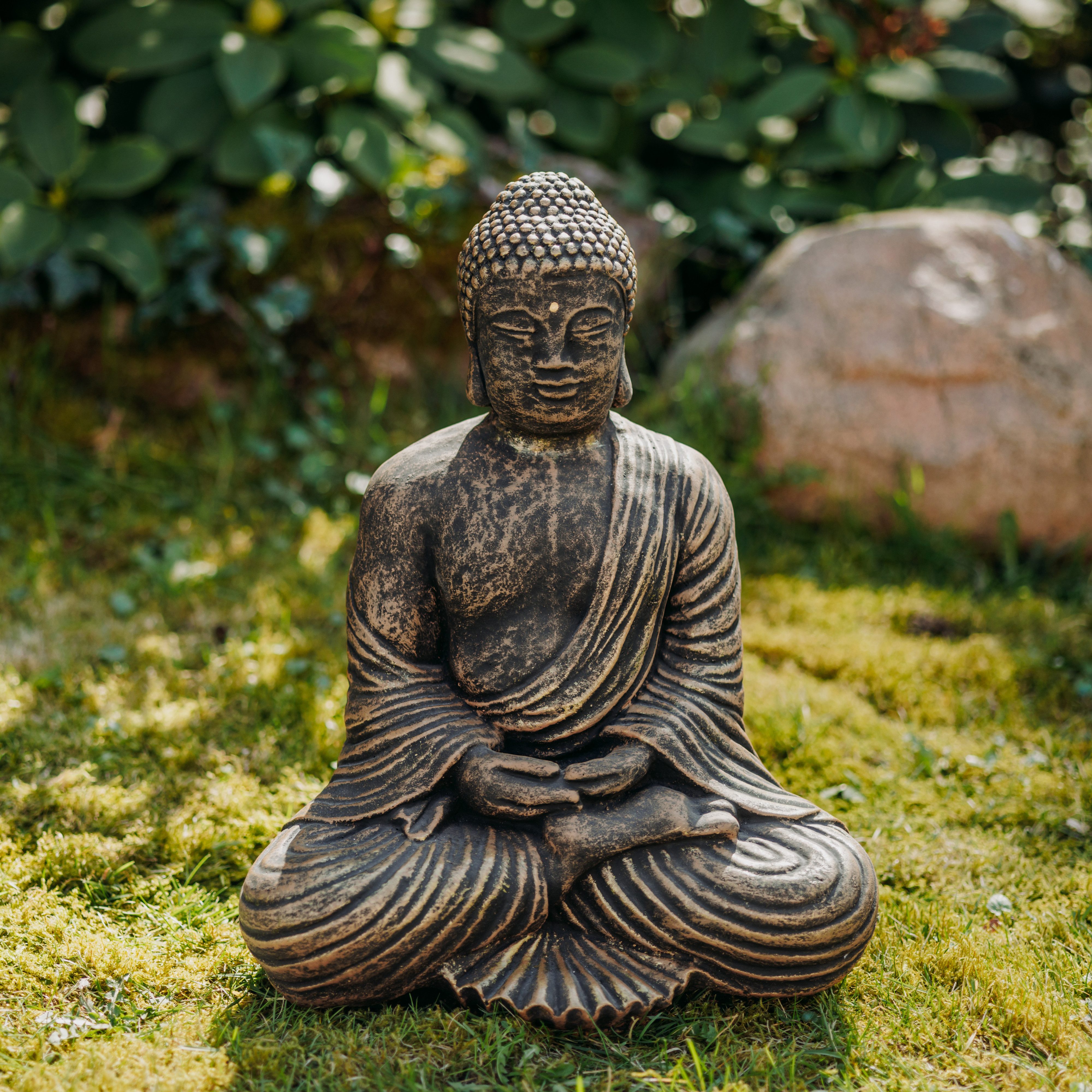 gartendekoparadies.de Gartenfigur Buddha Statue Steinfigur in exklusiver Farbgebung, H. 42 cm, 19 kg, Frostsicher