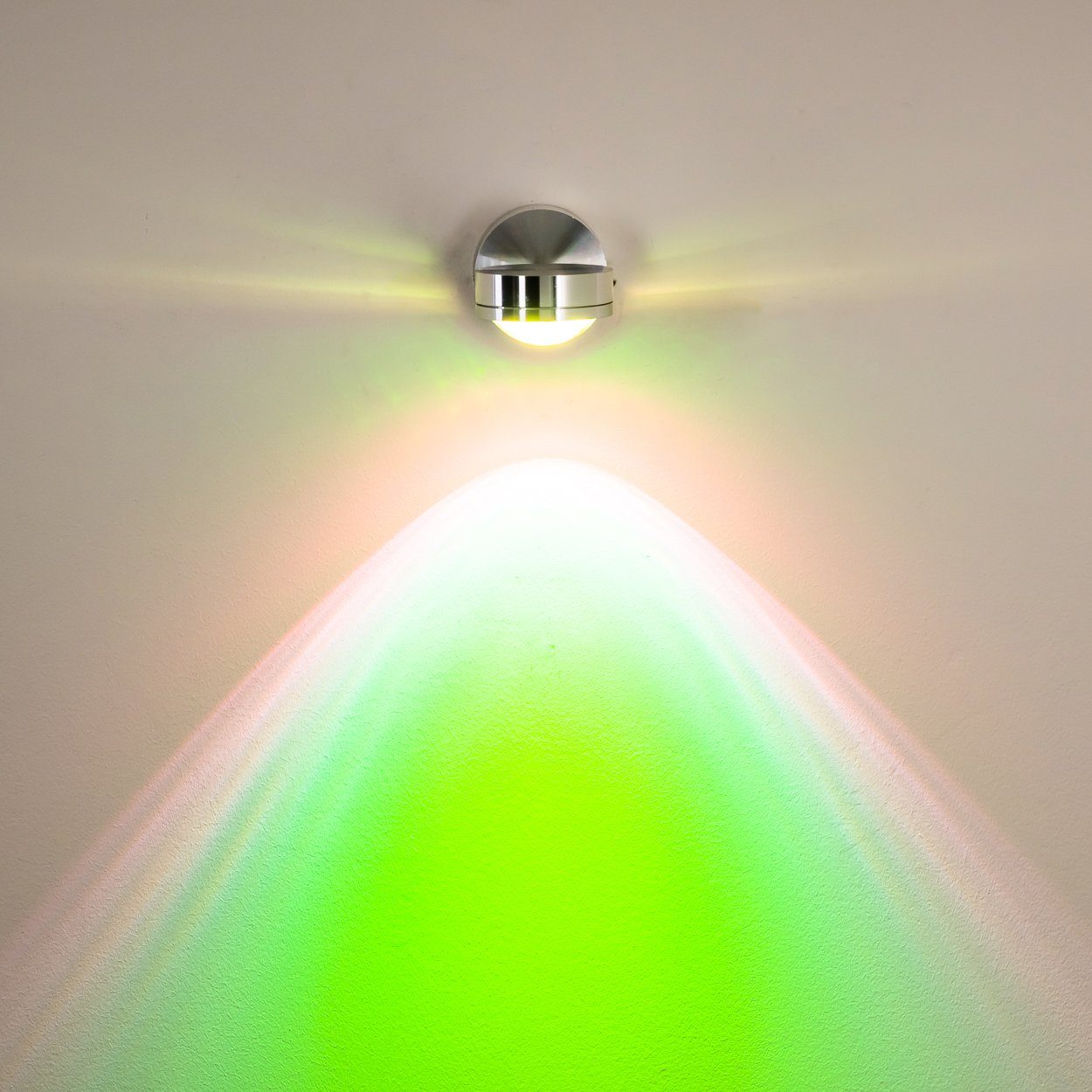 hofstein Wandleuchte »Beura« LED geeignet Wandlampe Metall Lichteffekt, runde aus m. Glas IP44, Lumen, Aluminiumgebürstet, in 300 Kelvin, u. Wandspot 3000