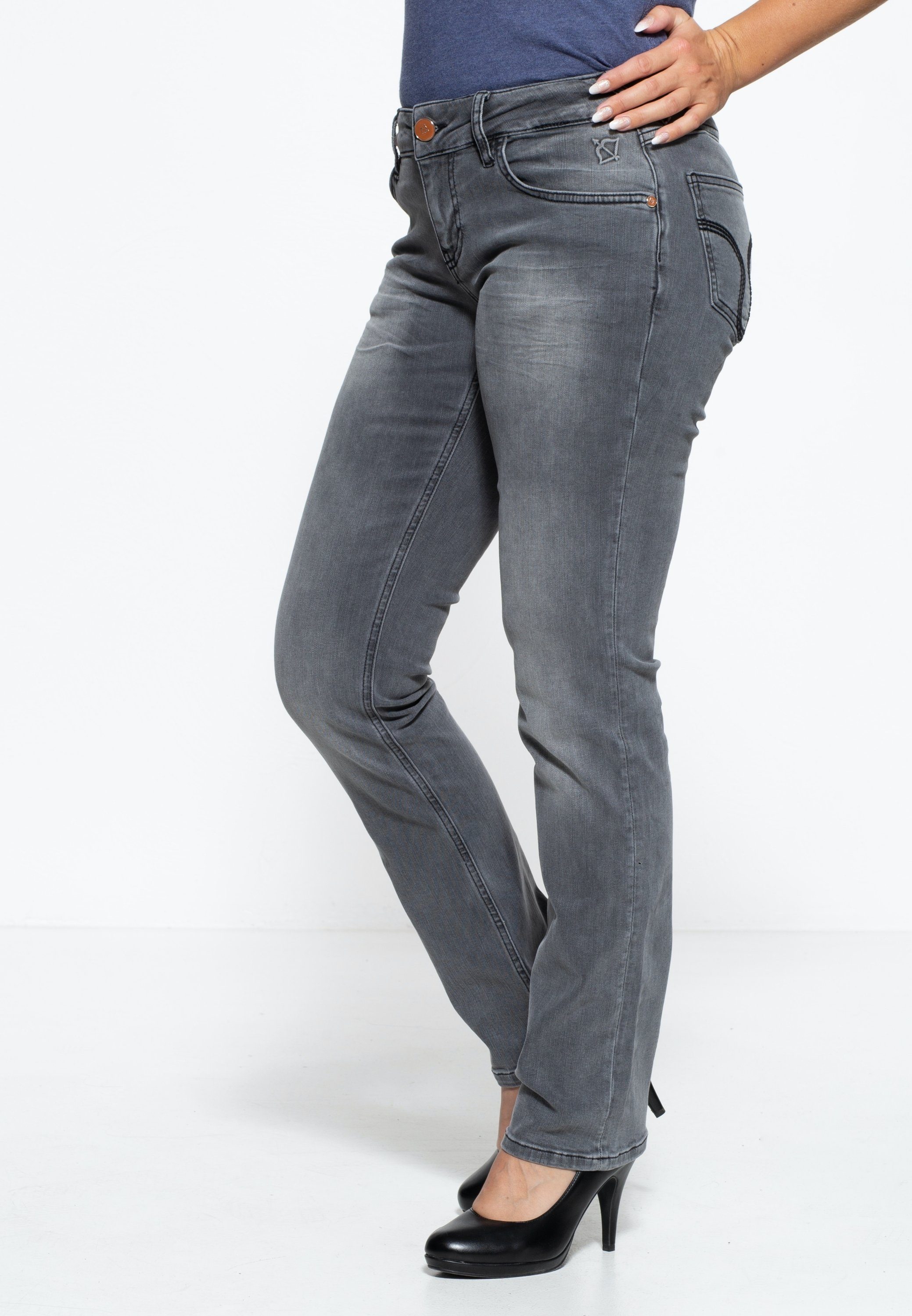 ATT Jeans Straight-Jeans Stella mit Wonder Stretch
