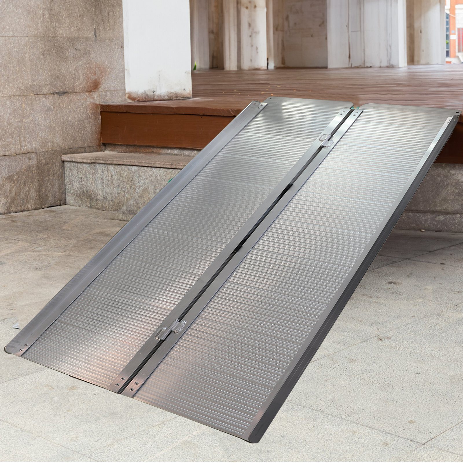 Laderampe Alu mit Führungskante auch für Rollstuhl klappbar 152x70cm