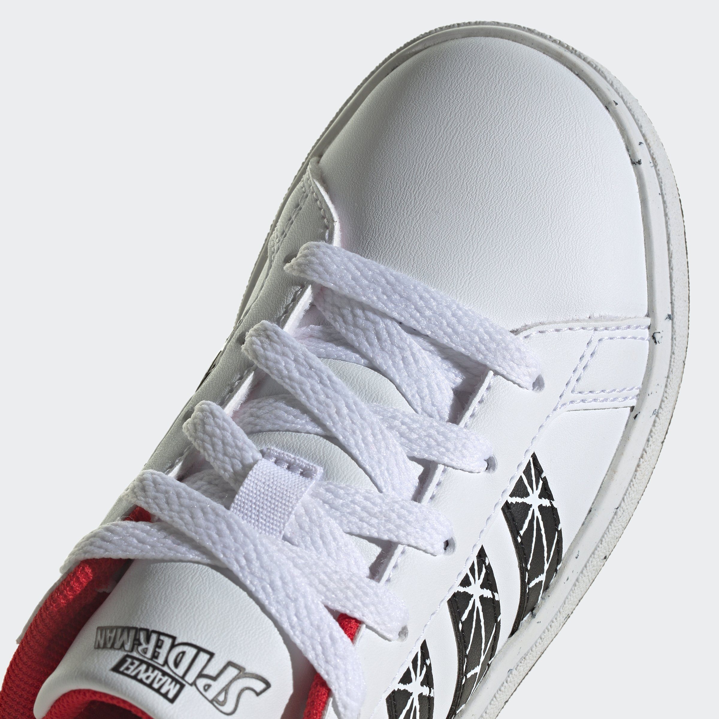 adidas Sportswear ADIDAS GRAND COURT X Sneaker MARVEL adidas des den Design SPIDER-MAN Spuren Superstar auf KIDS