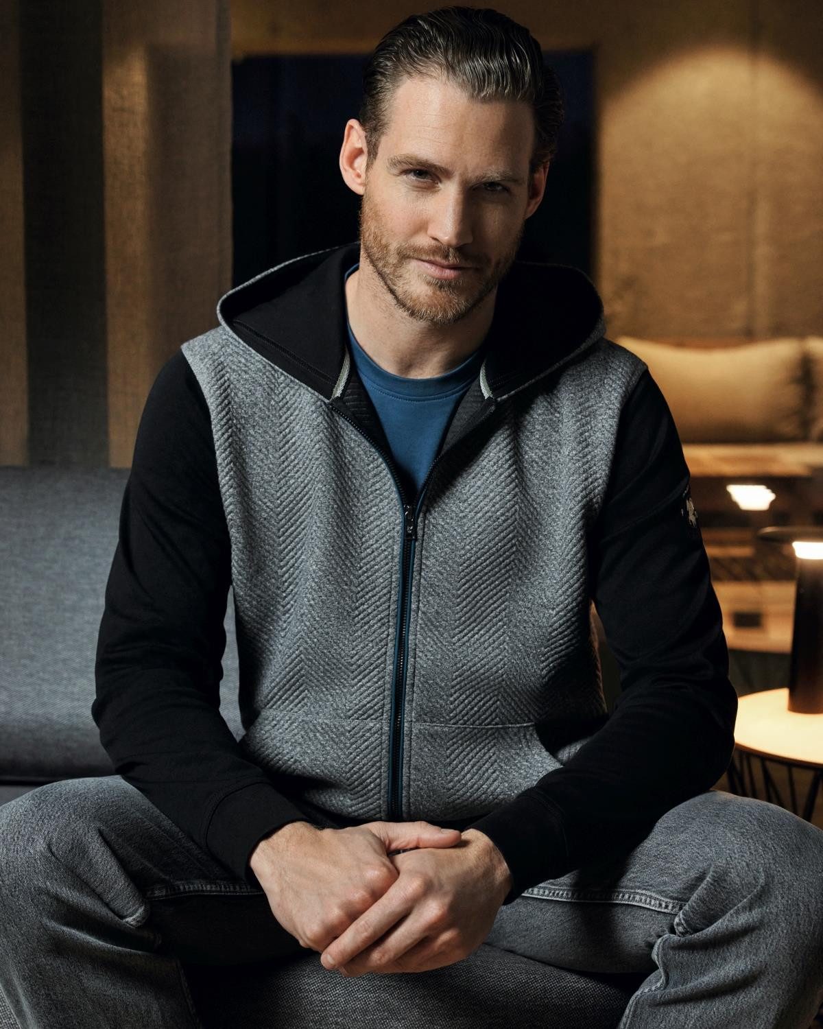 Hajo Sweatjacke Kapuzensweatjacke in Materialmix mit Kängurutaschen