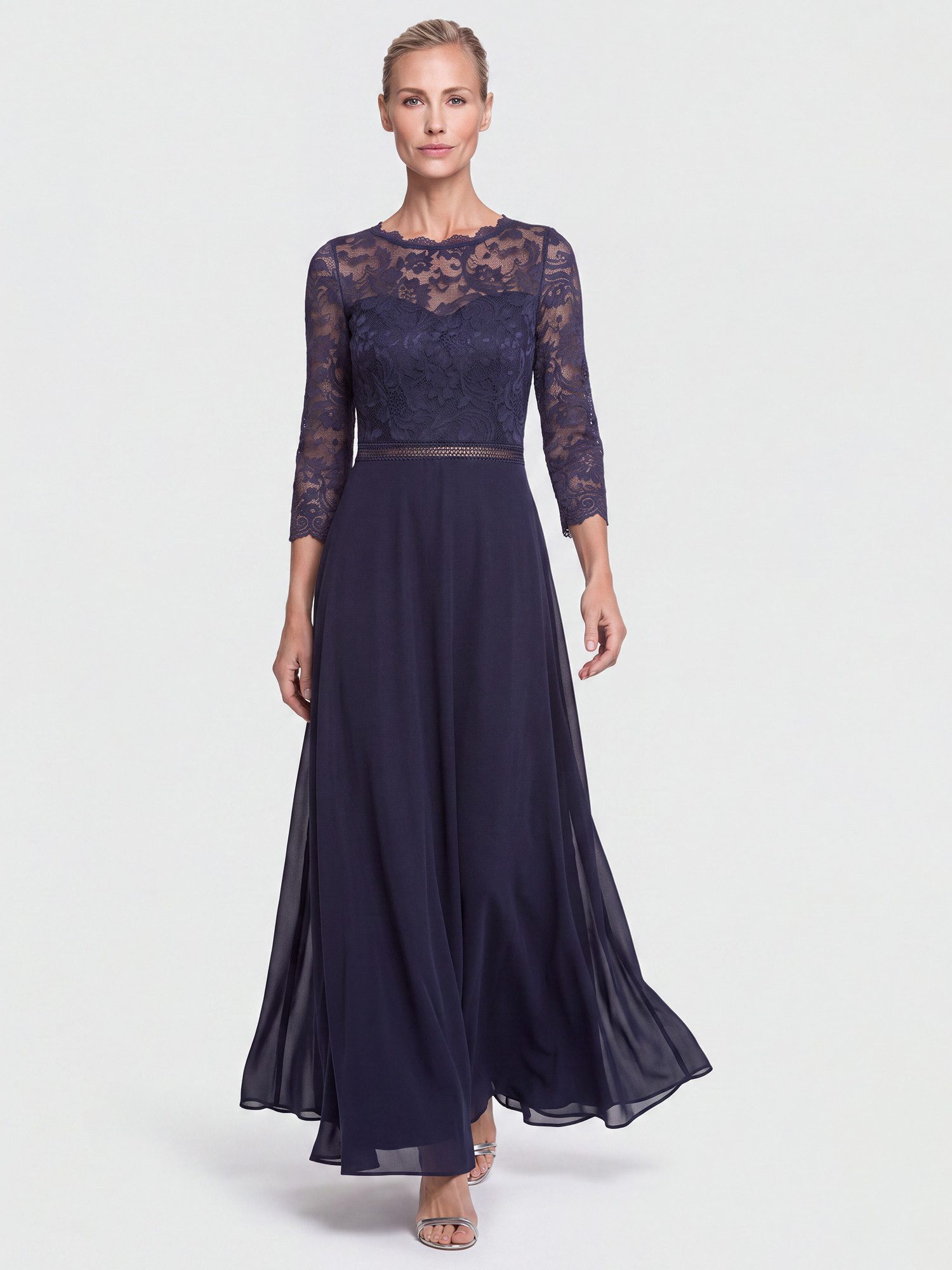 Apart Abendkleid aus Spitze und Chiffon