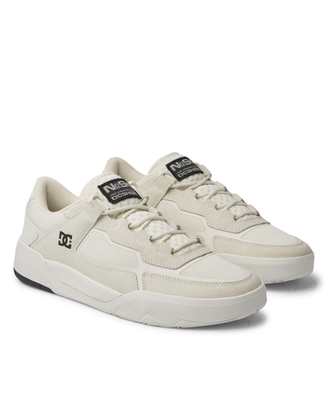 DC Metric Sneaker