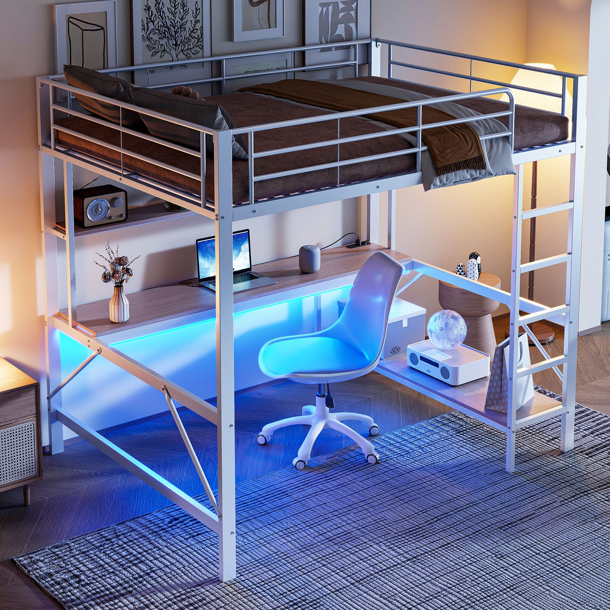 SOFTWEARY Hochbett mit Schreibtisch und LED-Beleuchtung (mit USB Anschlüssen, Steckdosen und Regal, 140x200cm) Metallbett mit Rausfallschutz, Jugendbett