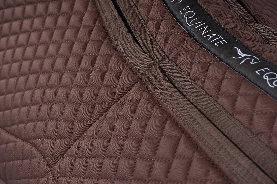 Equinate Schabracke 2 Zonen Korrektur Schabracke Odessa für Reitpads und Dressursättel