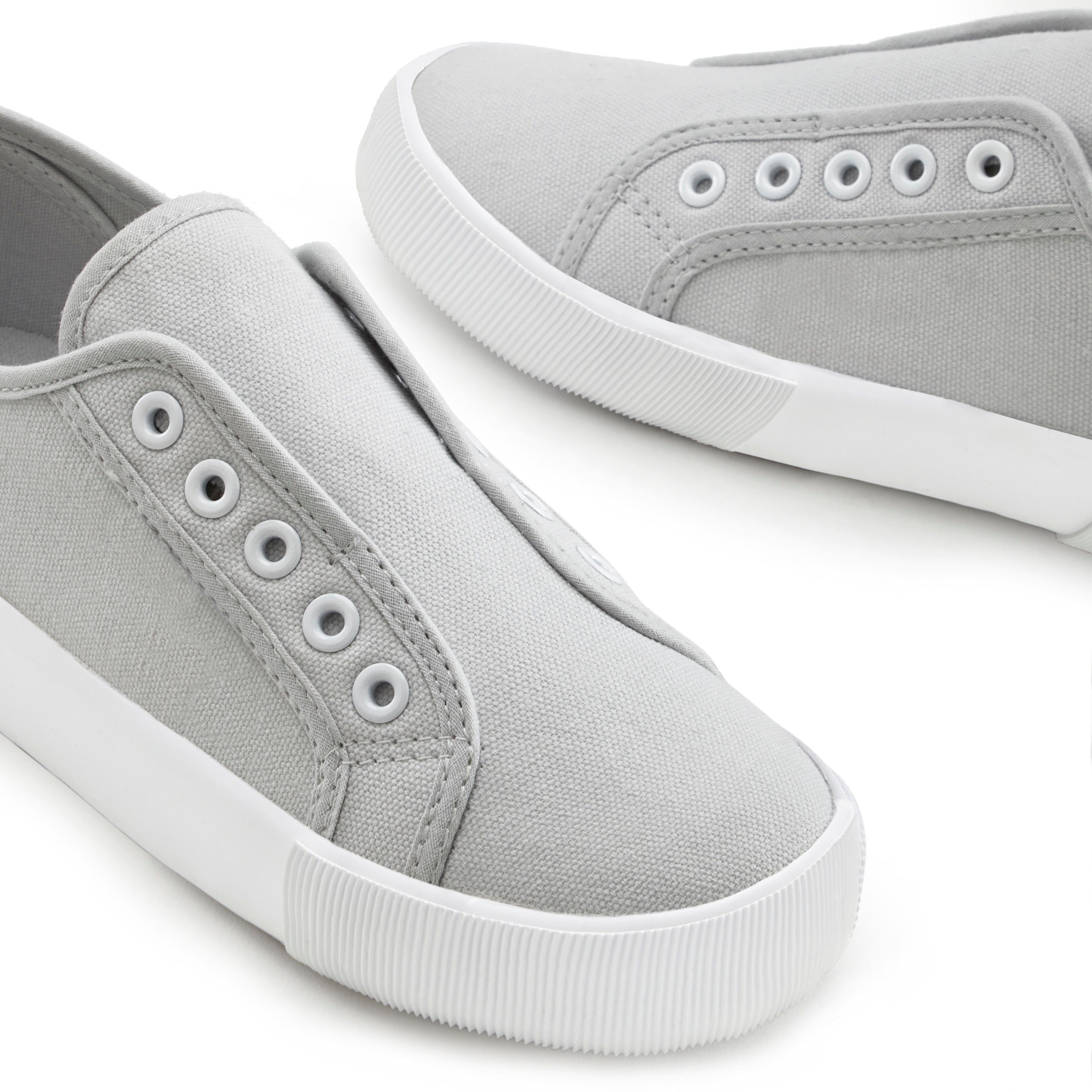 LASCANA Slip-On-Sneaker, Sneaker Slipper, Halbschuh bequem zum Reinschlüpfen VEGAN