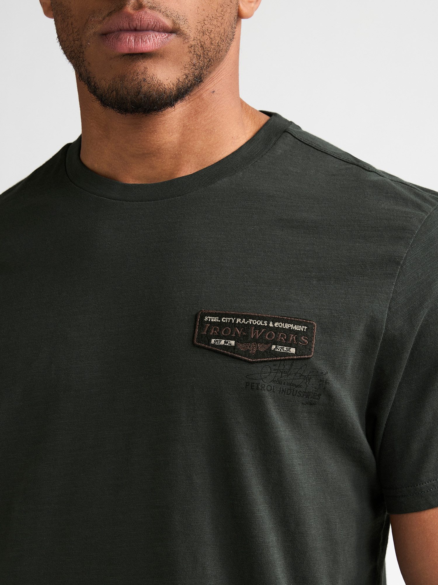 Petrol Industries T-Shirt Gestickte Applikation – Bild 3 von 5