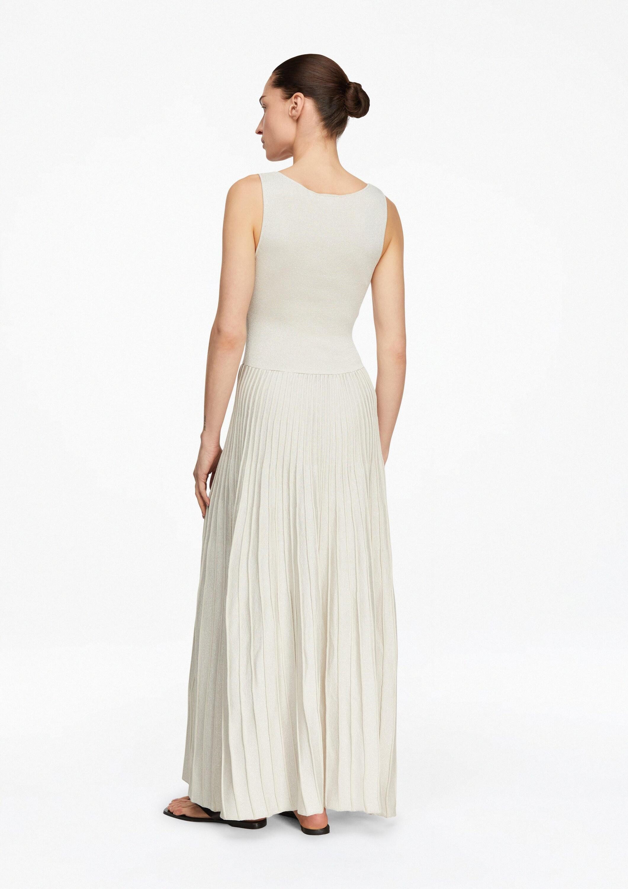 comma Maxikleid Kleid Strickkleid mit Plissée-Rock aus Glitzergarn