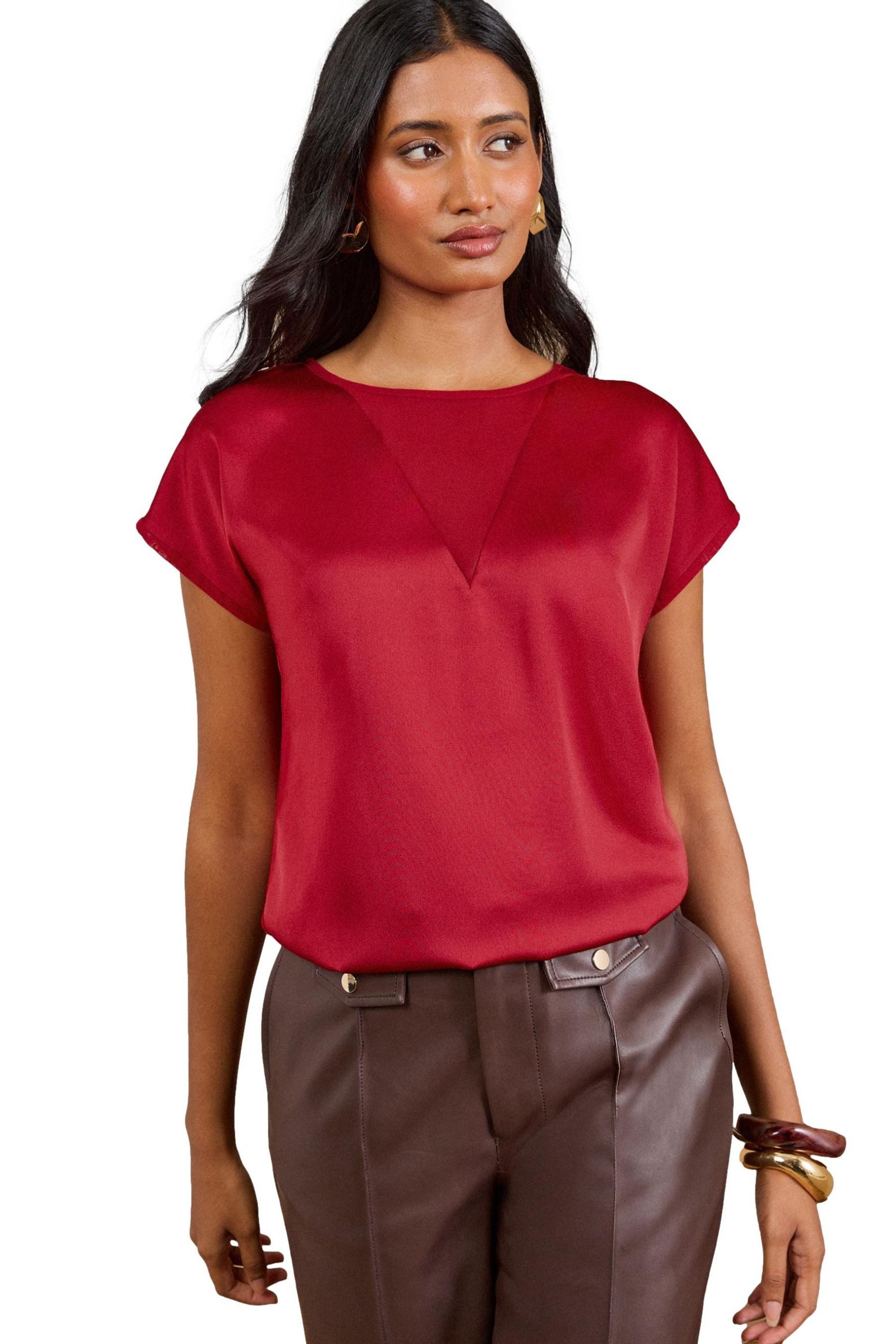 Love & Roses T-Shirt Love & Roses T-Shirt aus Jersey mit Satin-Front (1-tlg)