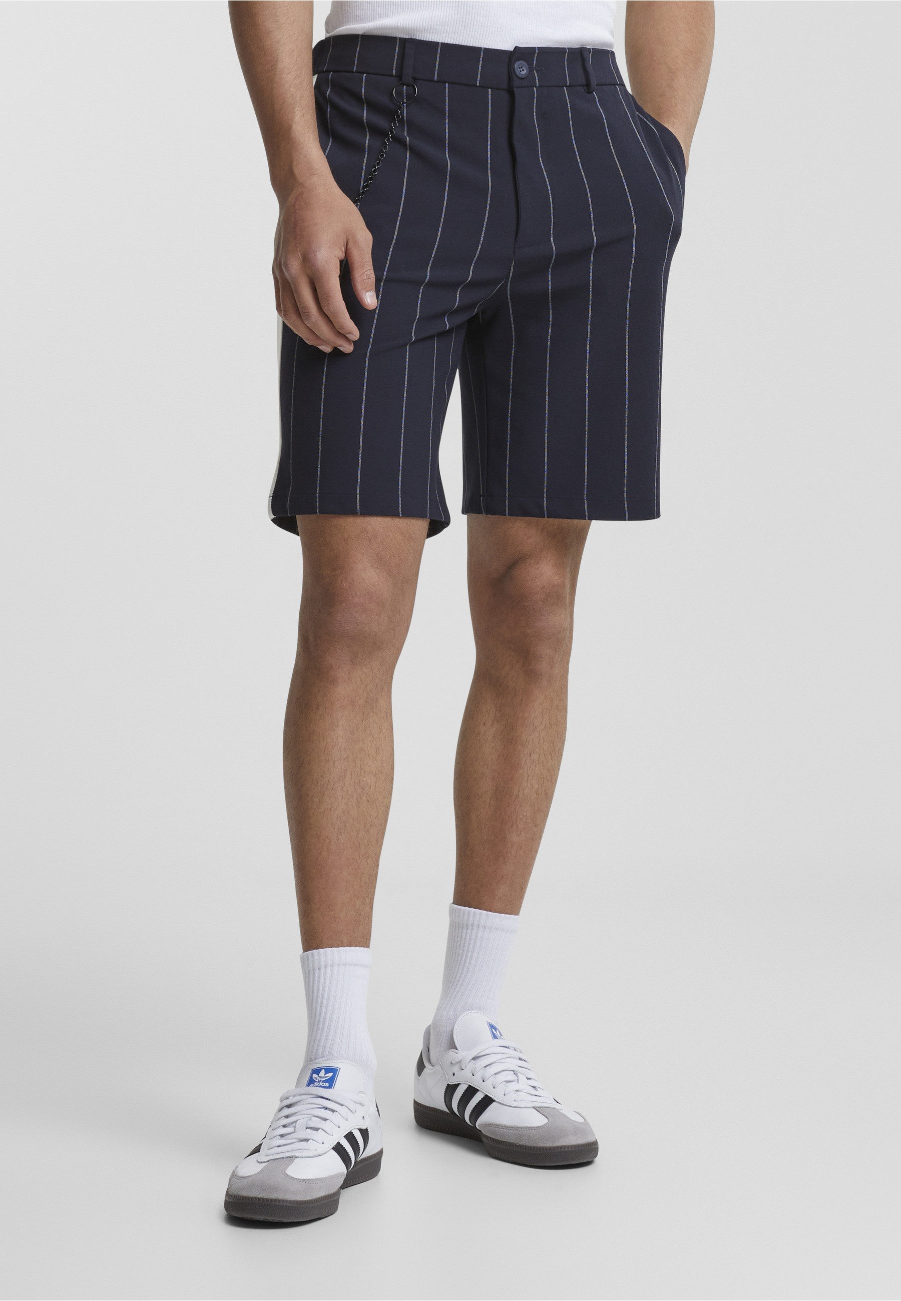 2Y Premium Sweatshorts 2Y Premium 2Y Wide Pinstripe Shorts (1-tlg)