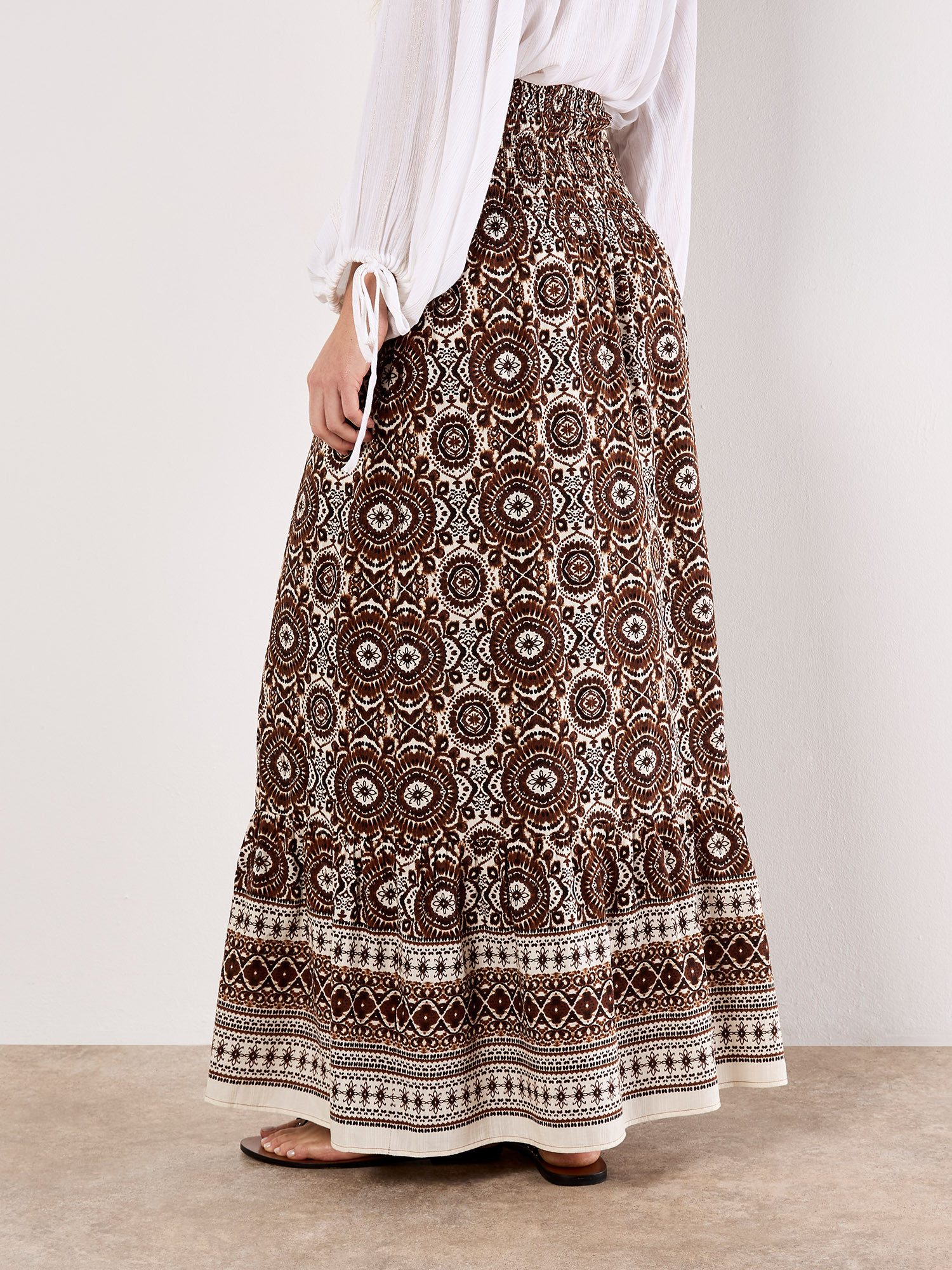 Apricot Maxirock Gesmokter Sommerrock mit Batikdruck