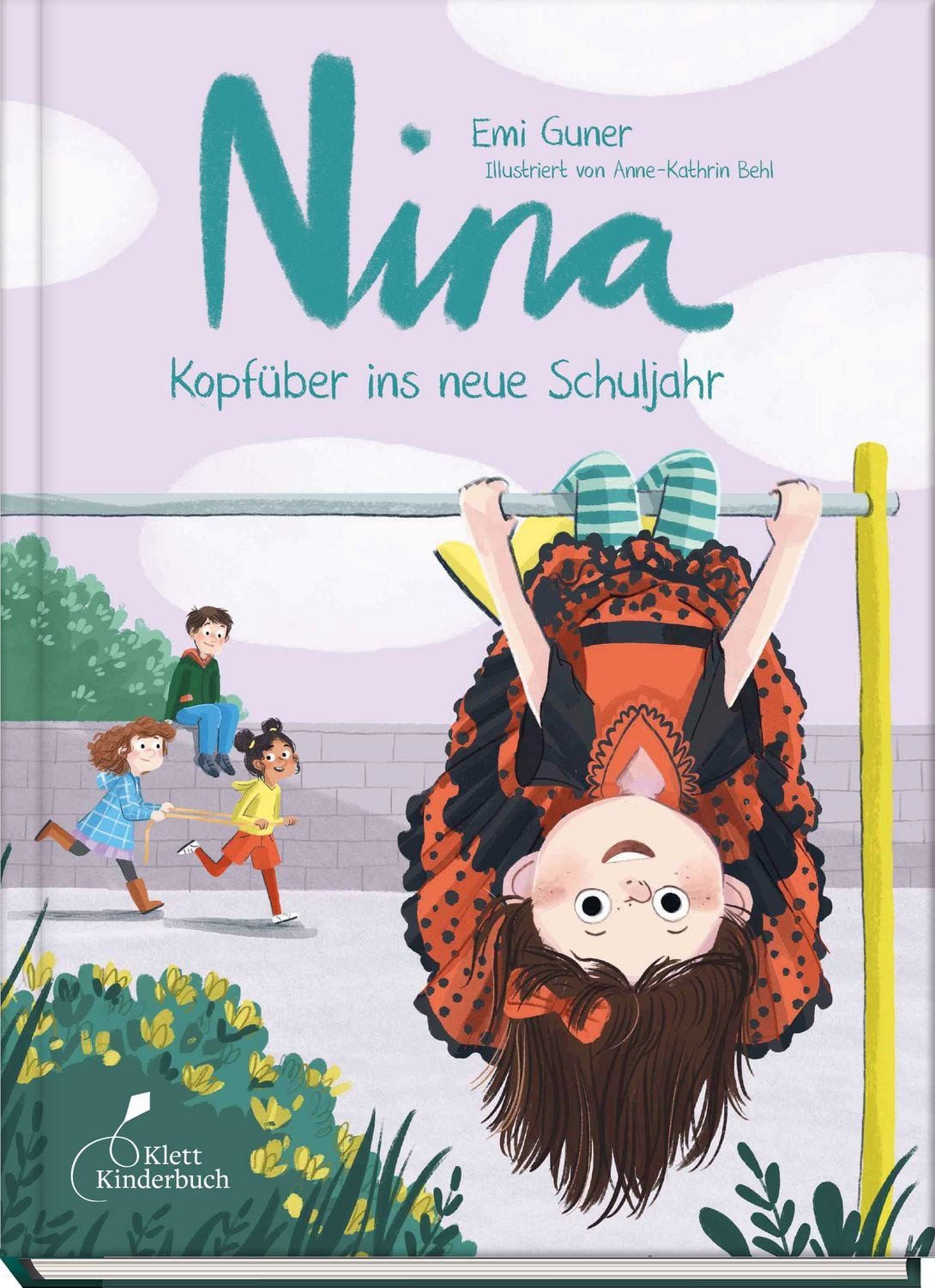 Nina - Kopfüber ins neue Schuljahr / Emi Gunér