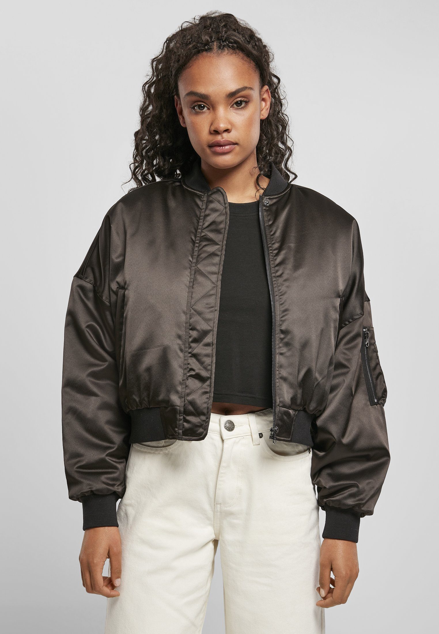 URBAN CLASSICS Bomberjacke black (1-St) Bomber Satin Short Ladies Oversized Jacket Damen