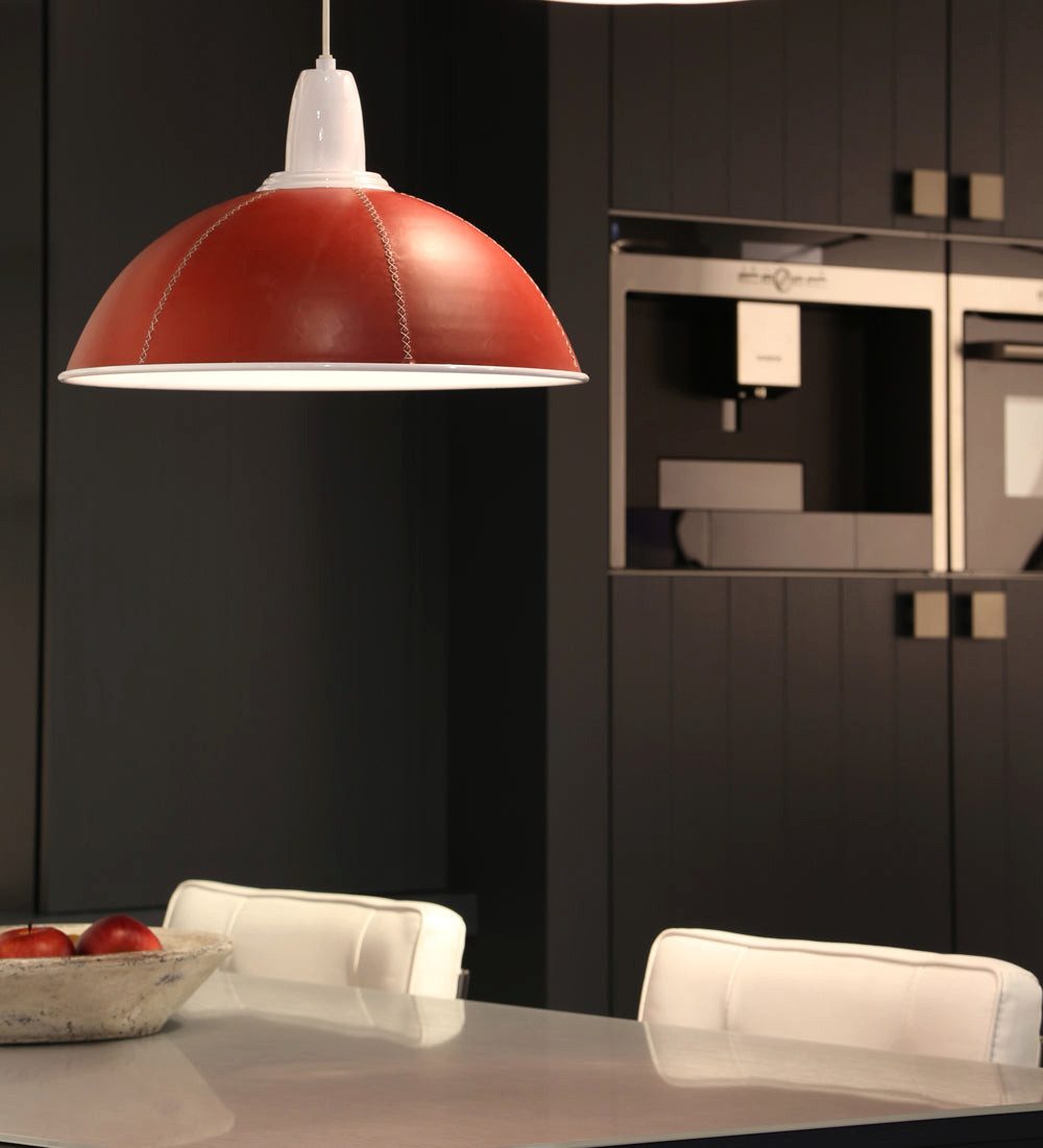 Dirk Davids Leuchten GmbH Hängeleuchten Hängeleuchte Leder Rot Ø44cm innen Lack Weiß 3043779, ohne Leuchtmittel