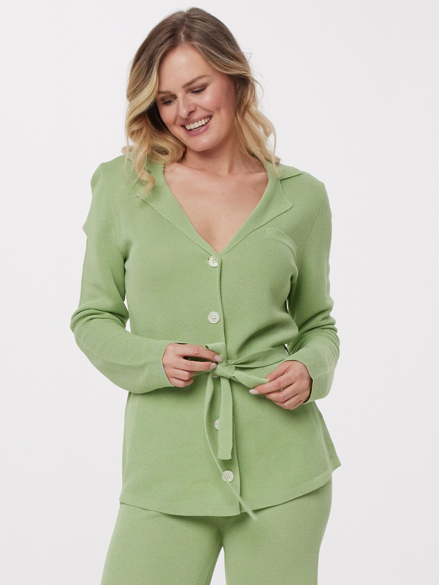 Hemdbluse Strickshirt Körpernah