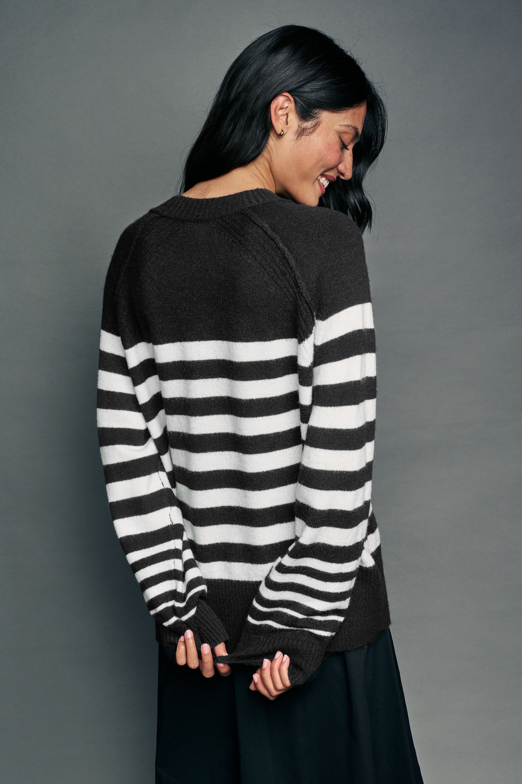 Next Rundhalspullover Pullover mit Saumdetail und günstig online kaufen