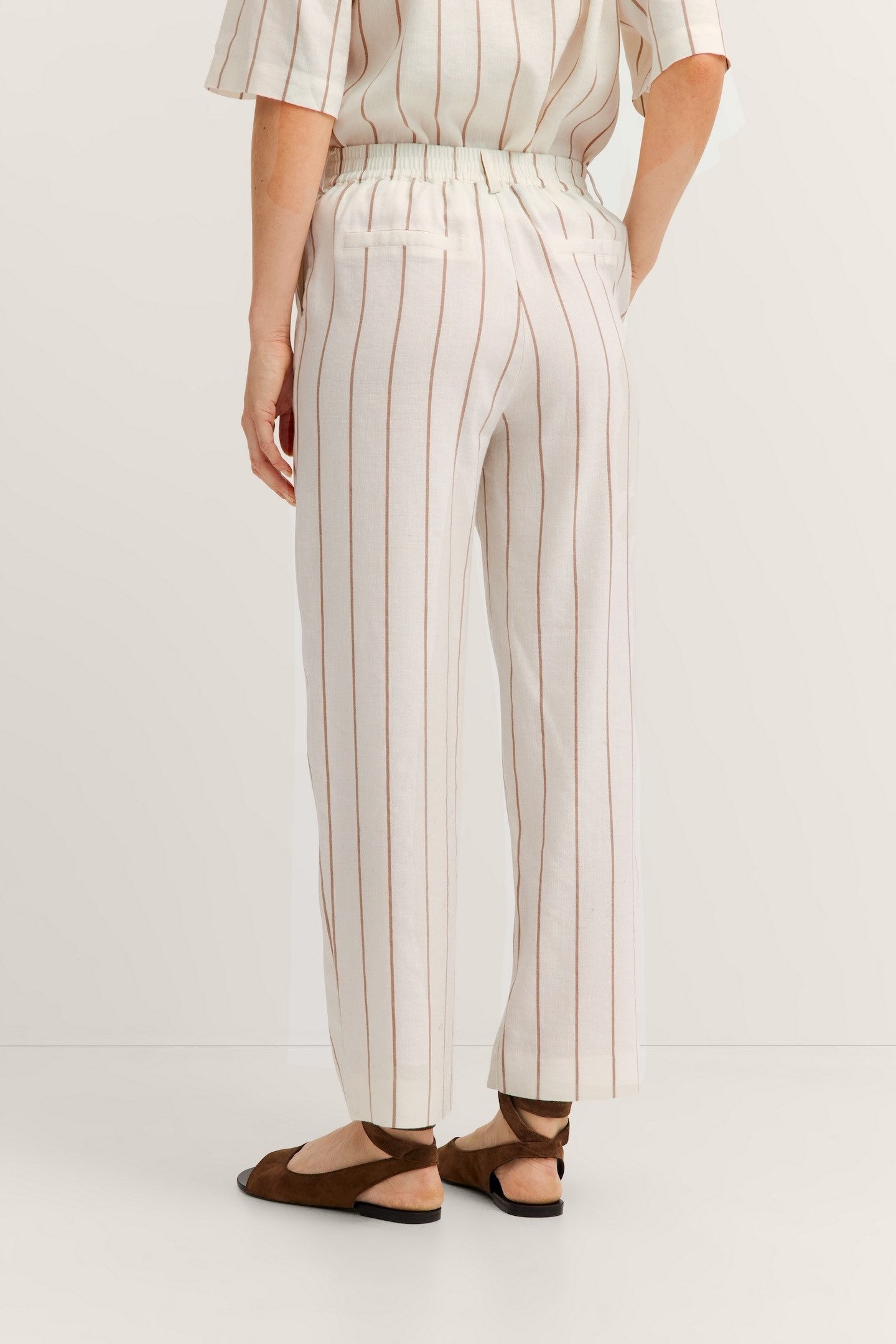 bugatti Stoffhose mit Bundfalte