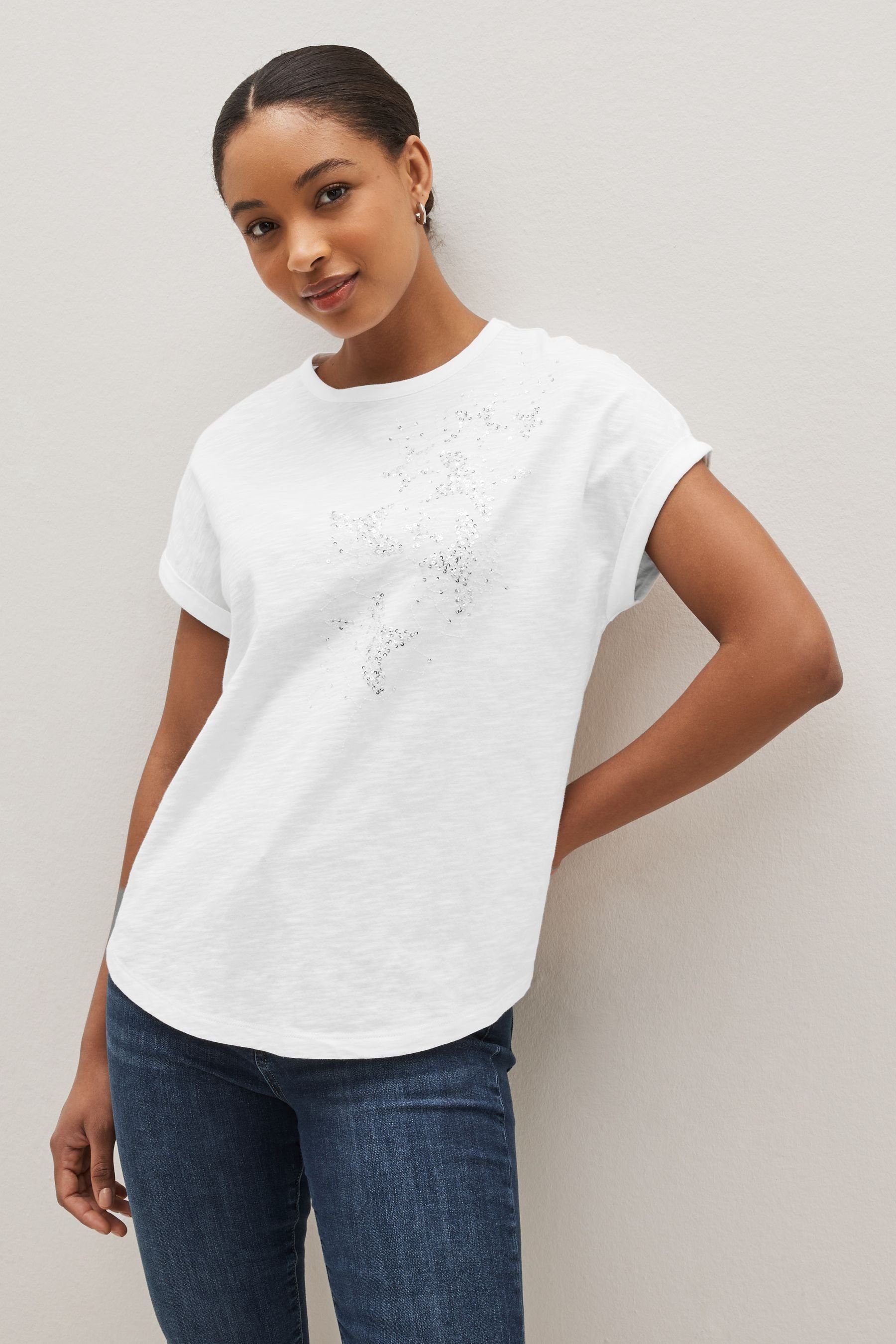 Next T-Shirt Kurzärmliges T-Shirt mit Star Rundhalsausschnitt (1-tlg) White Embellished