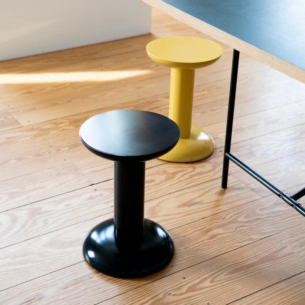 Raawii Beistelltisch Tisch Thing Yellow Aluminium Table