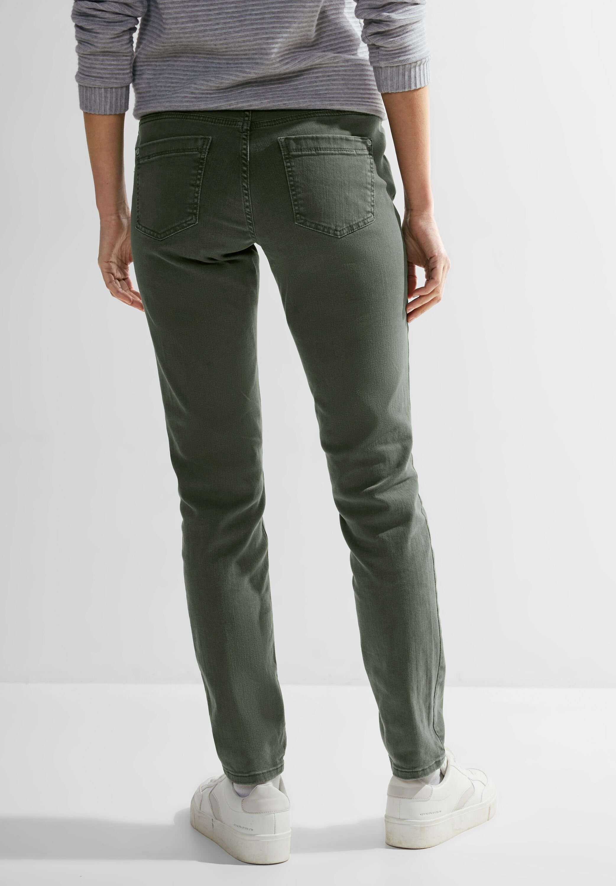Cecil Comfort-fit-Jeans im Colour Look