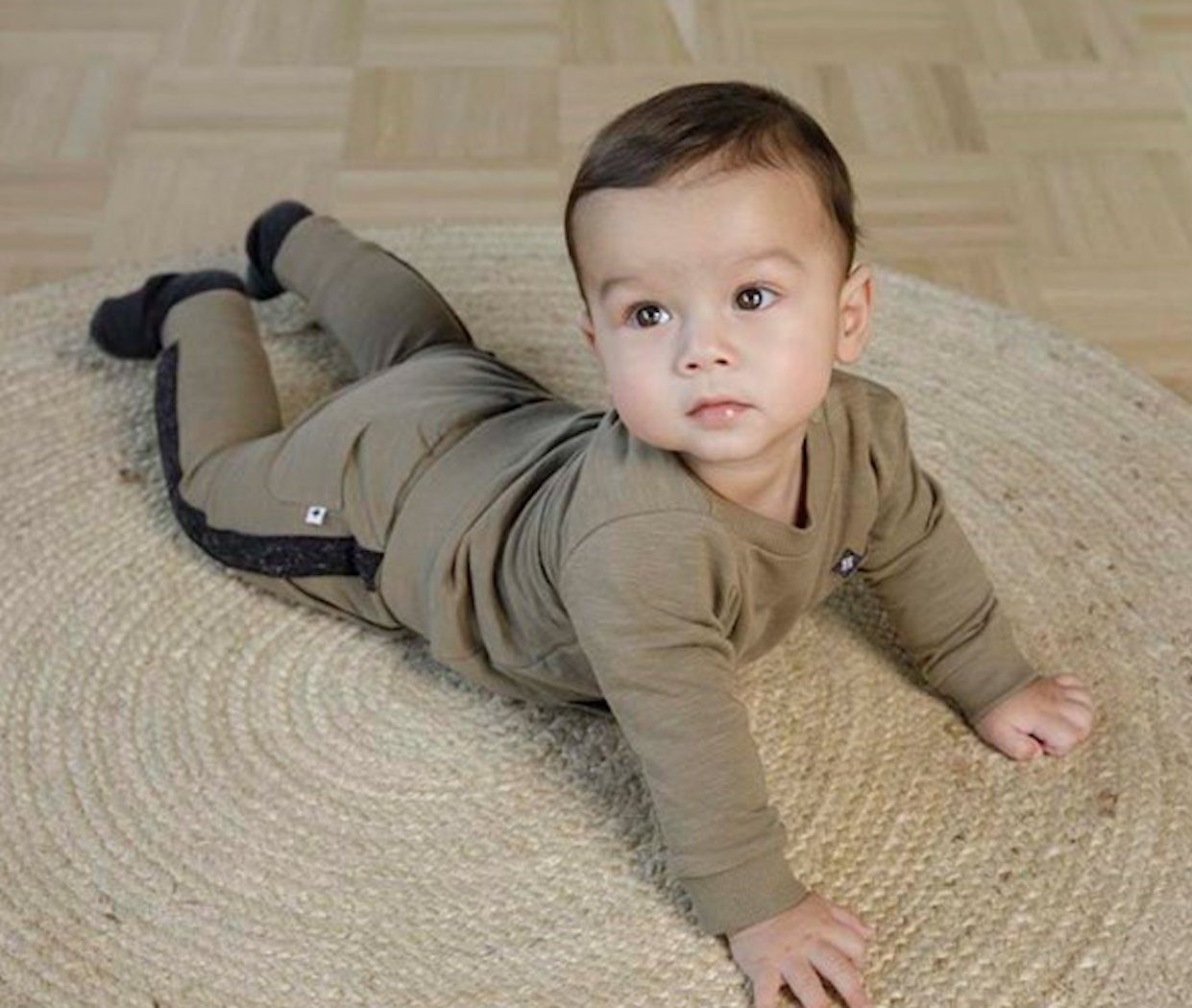 Feetje Jogginghose Feetje Baby Jungen Hose Jogginghose Sweathose khaki grün meliert (1-tlg., kein Set)