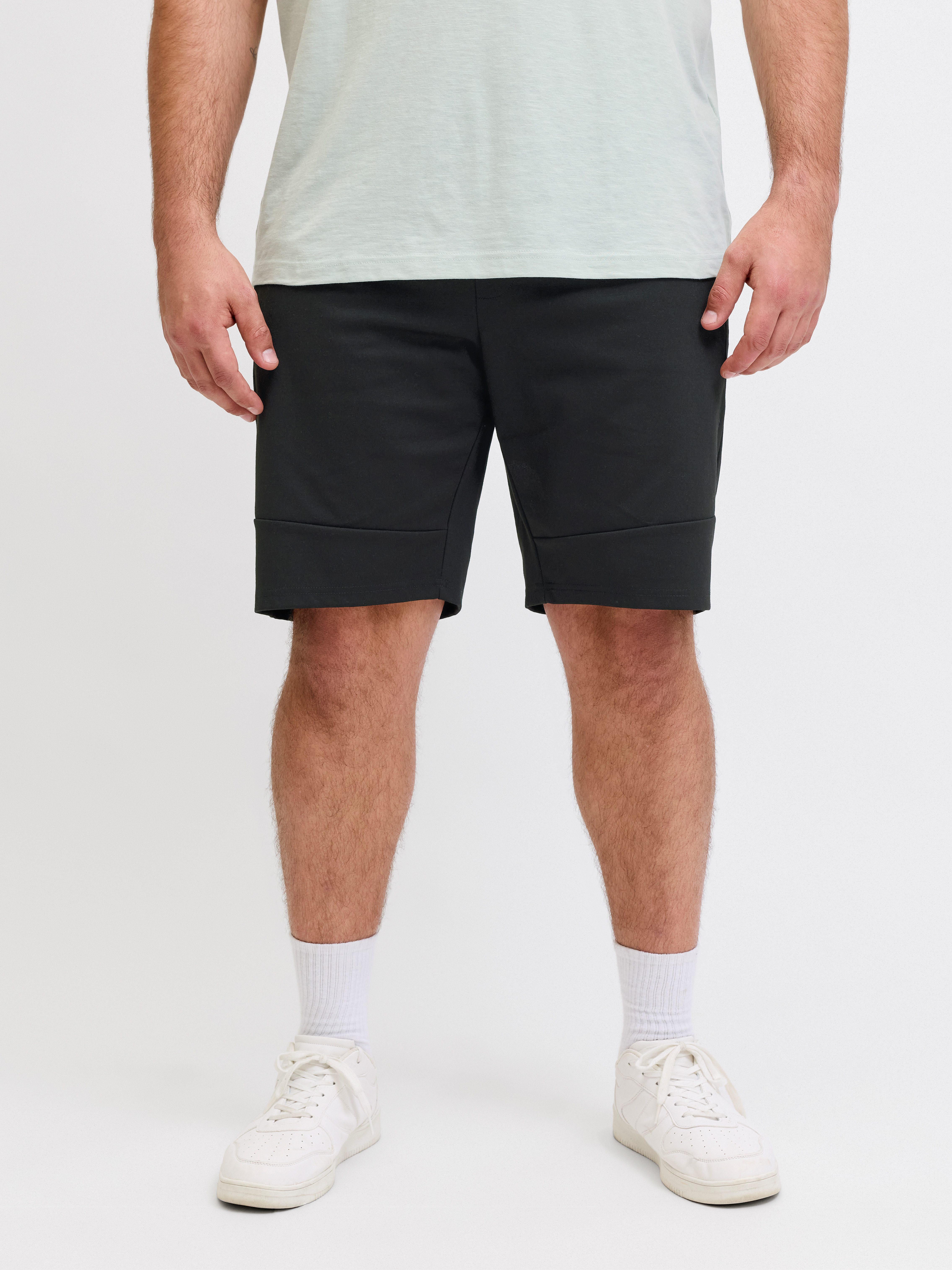 Jack & Jones PlusSize Sweatshorts JPSTGORDON BASE SWEAT SHORTS SRT SN PLS Materialmix mit Stretch, regular fit