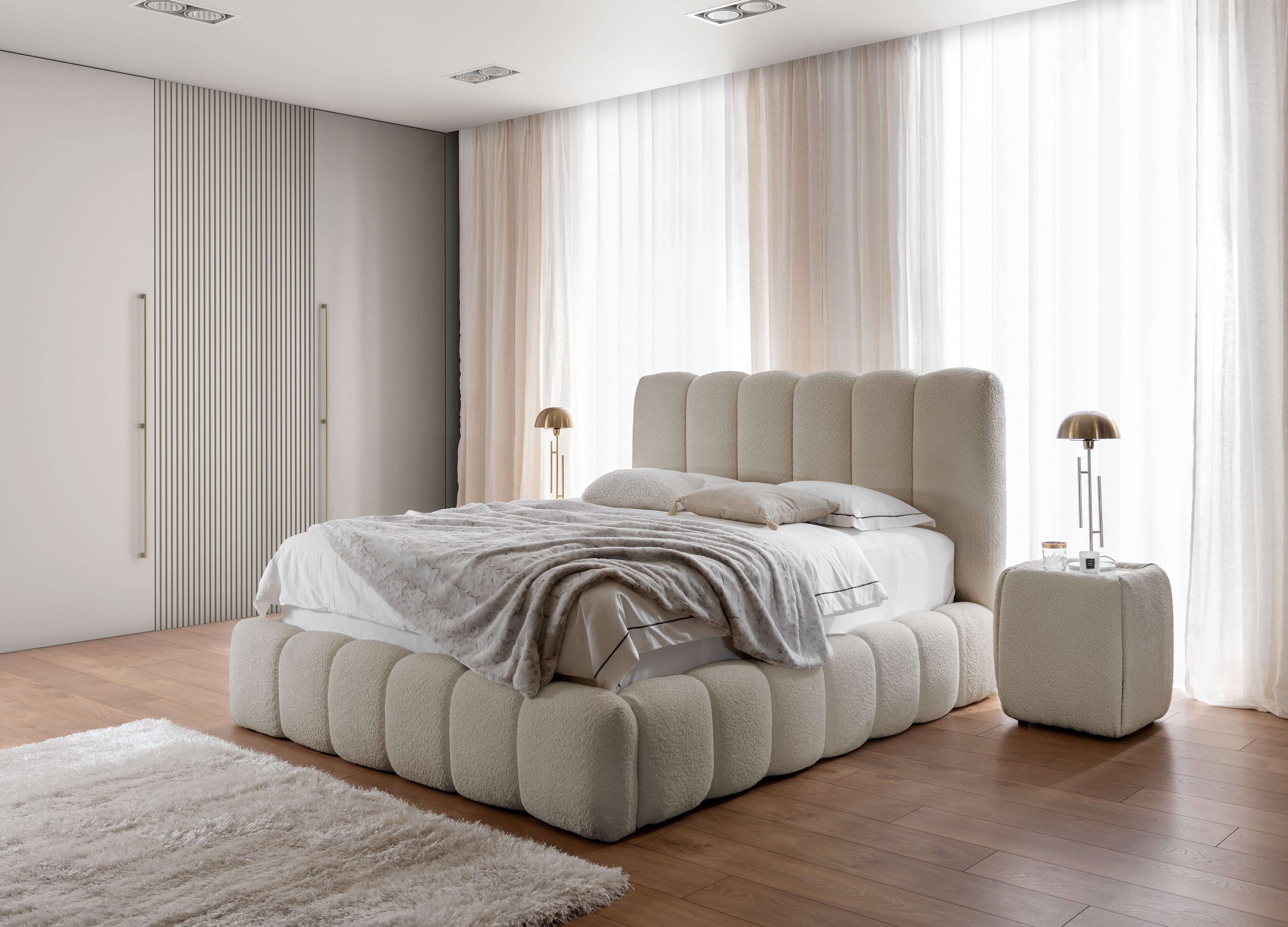 yourhouse24 Polsterbett Cande mit Bettkasten (Bettgestell mit Lattenrost), Bouclé-Stoffbezug, Gepolstertes Kopfteil, Wolkenbett