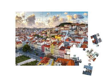 puzzleYOU Puzzle Altes Stadtviertel Alfama, Lissabon, Portugal, 48 Puzzleteile, puzzleYOU-Kollektionen Lissabon