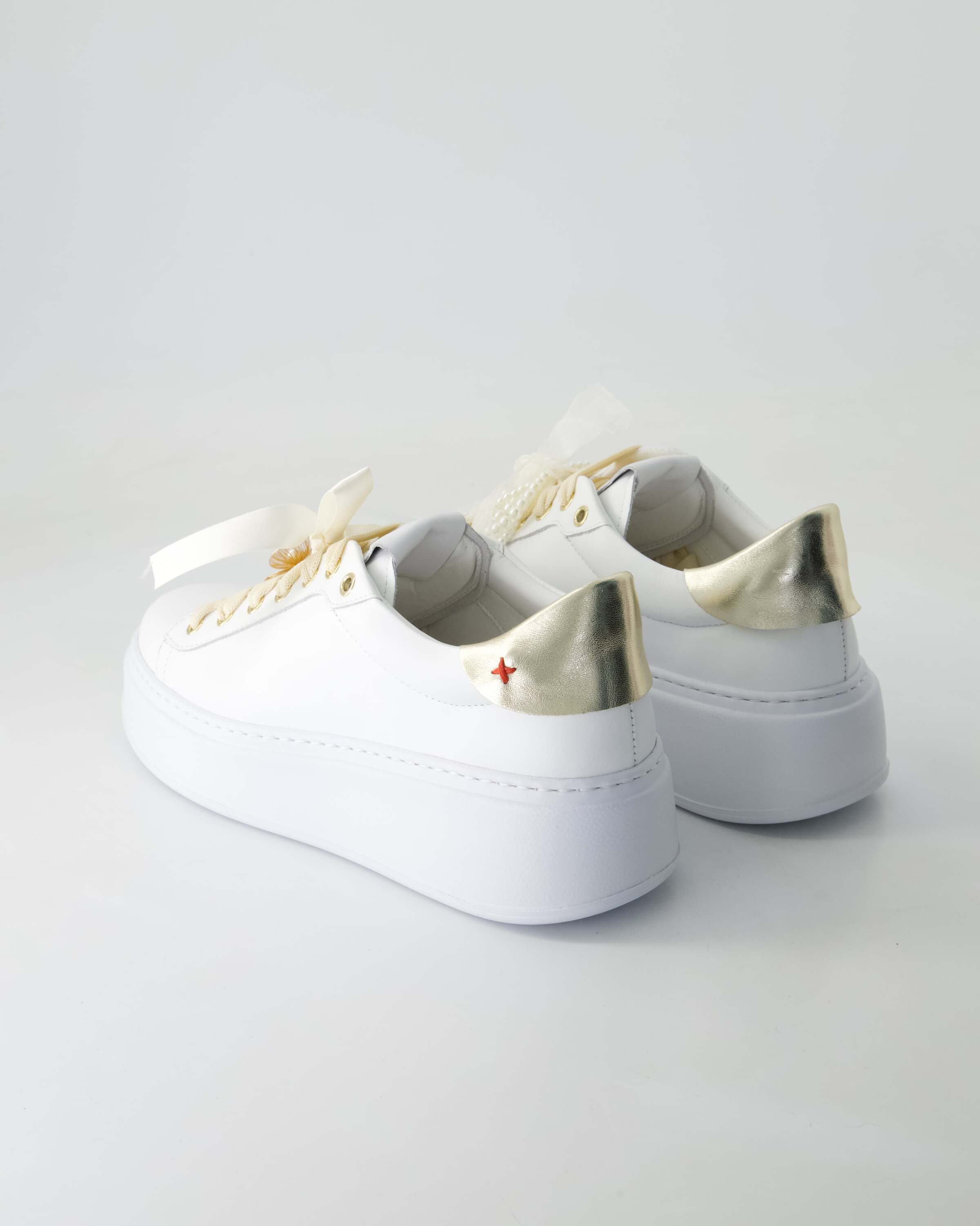 Gio+ L039 Schnürschuh Obermaterial: Leder