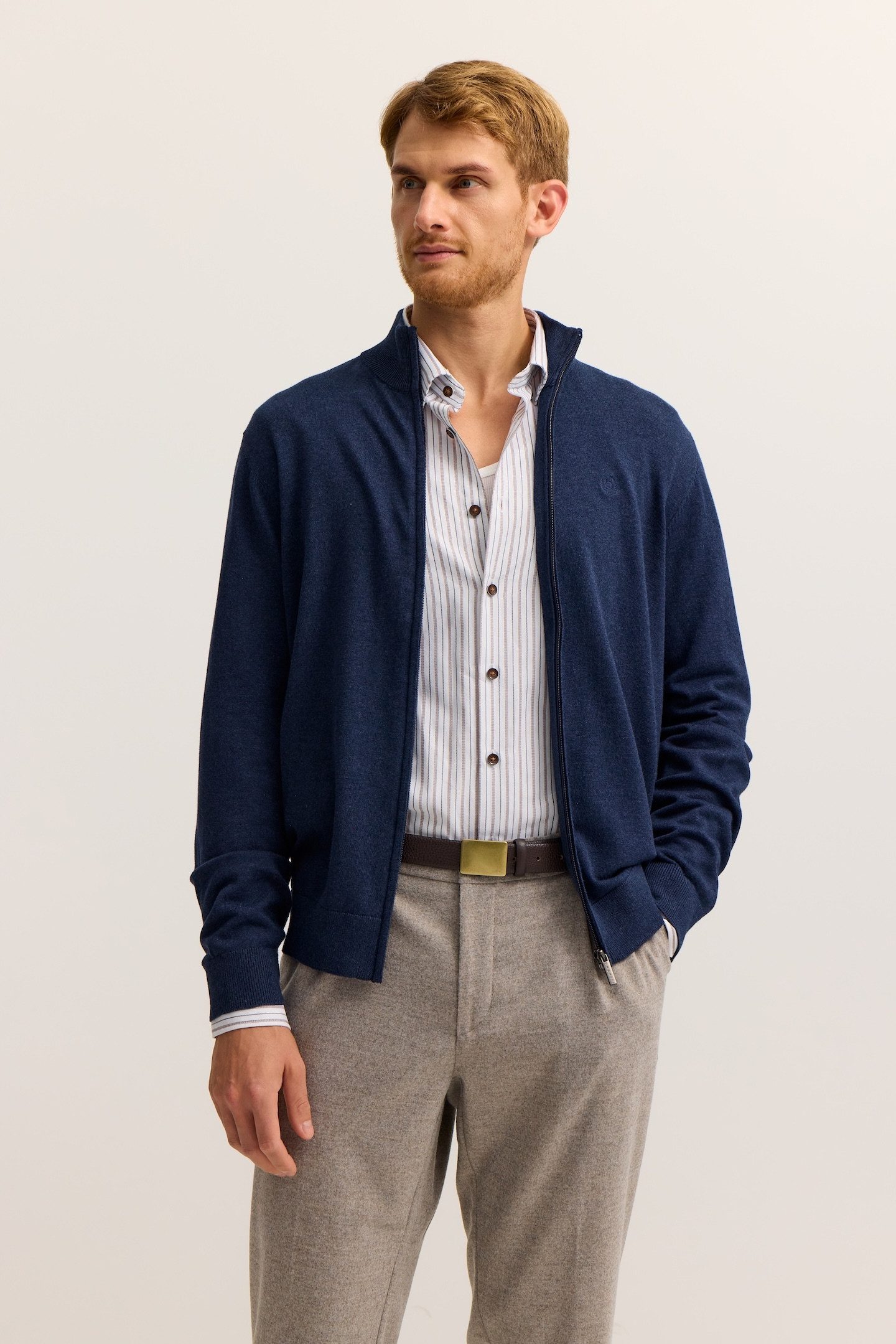 bugatti Strickjacke Regular Fit aus Baumwolle mit Stehkragen
