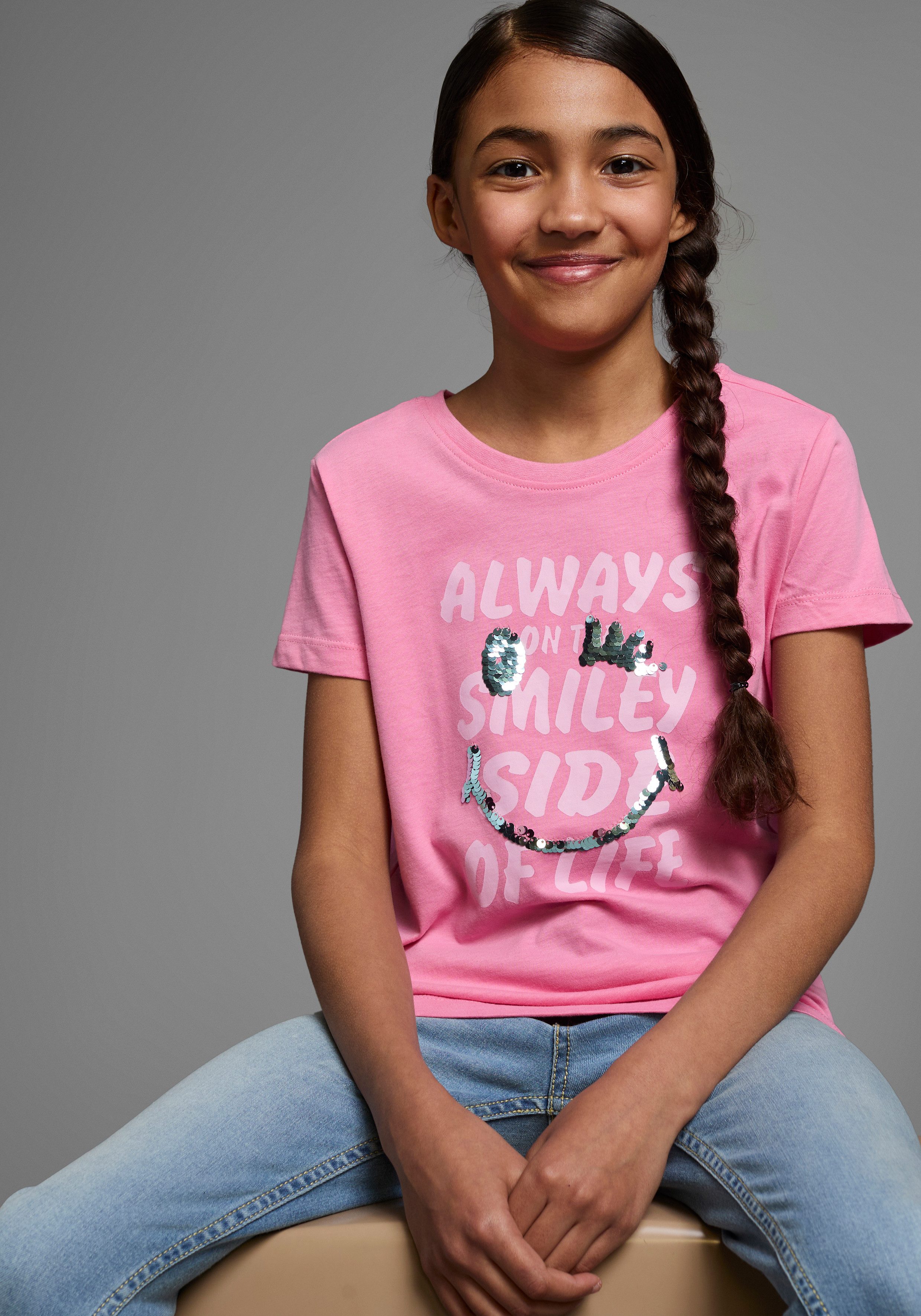 KIDSWORLD T-Shirt mit Wendepailletten Kurzarm, Basic-Passform, mit Pailletten, bedruckt