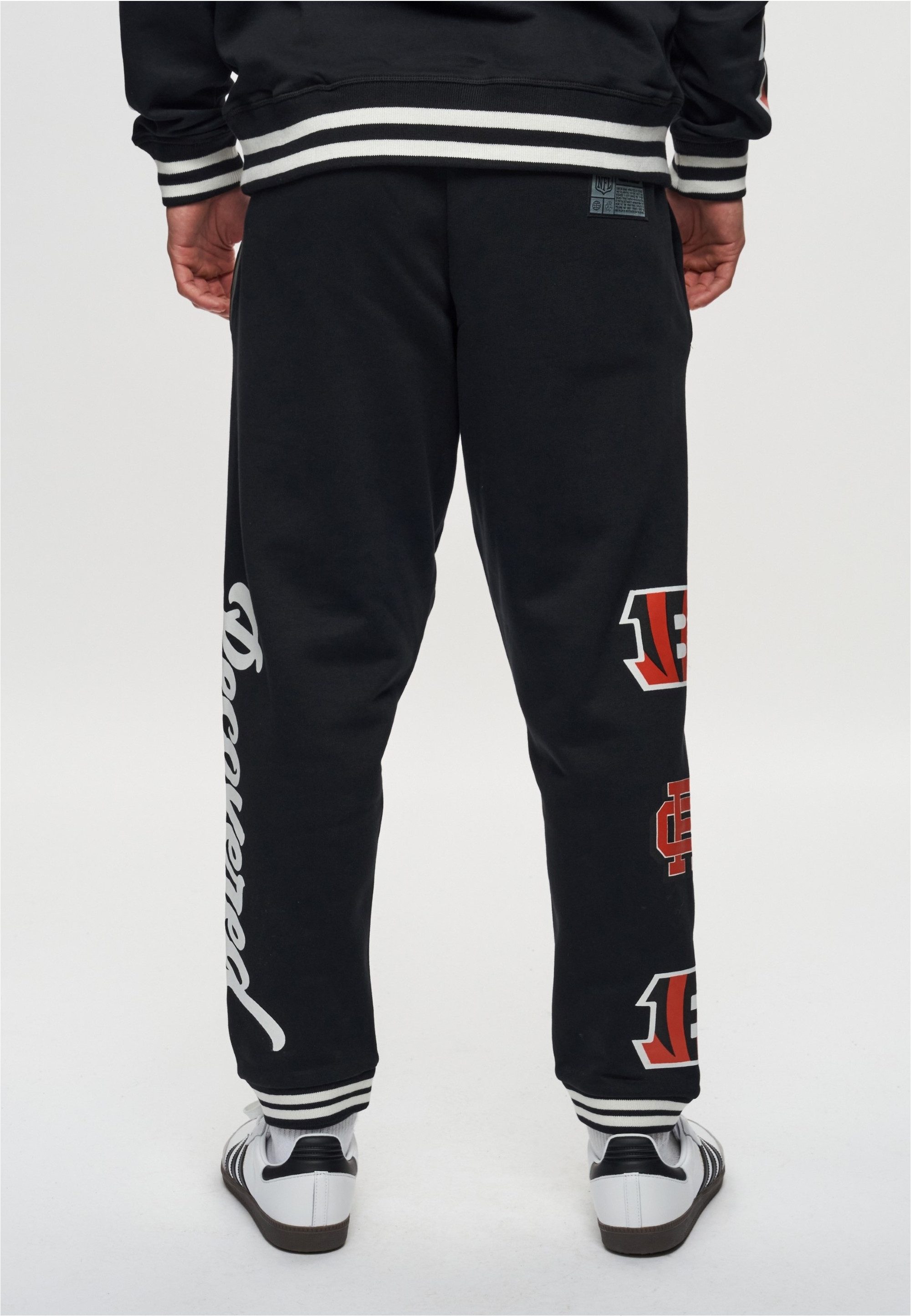 Recovered Sweathose NFL Bengals Rule The Jungle mit gestreiften Bünchen