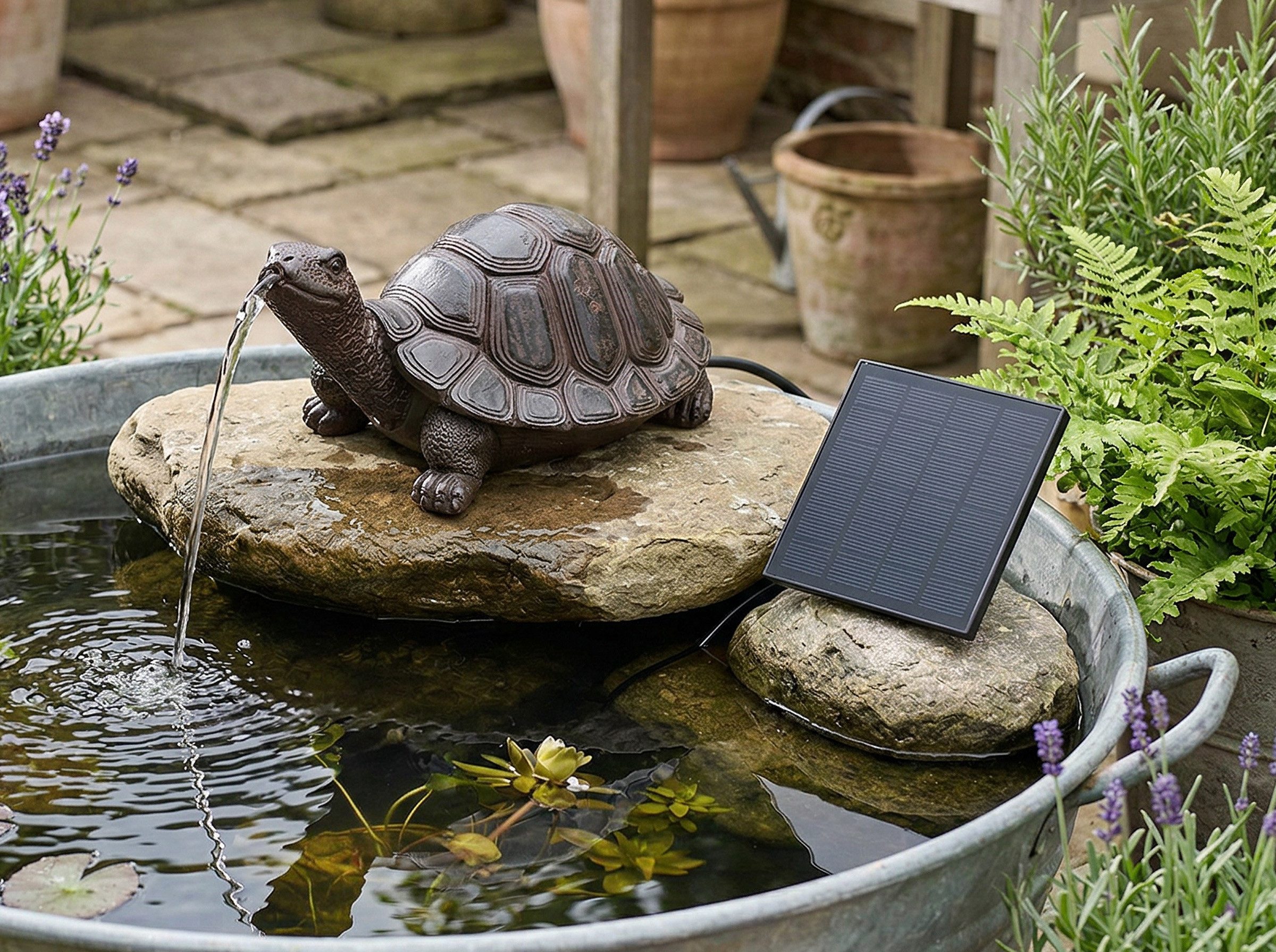 Arnusa Wasserspeier Solar Springbrunnen Schildkröte mit Pumpe Wasserspiel Teich, Teichdekoration Gartenfigur Komplett-Set