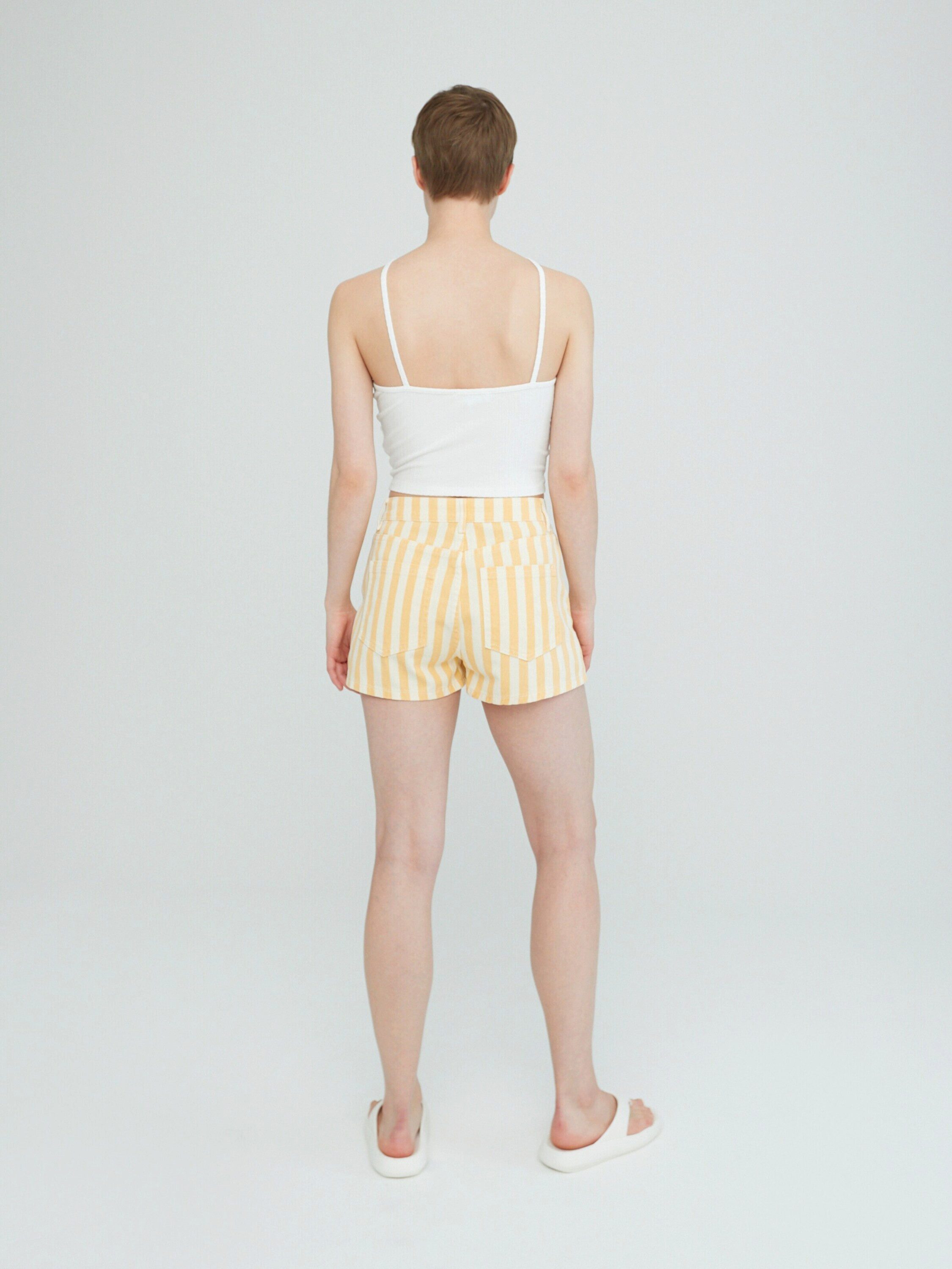 EDITED Jeansshorts Jen (1-tlg) Plain/ohne Details