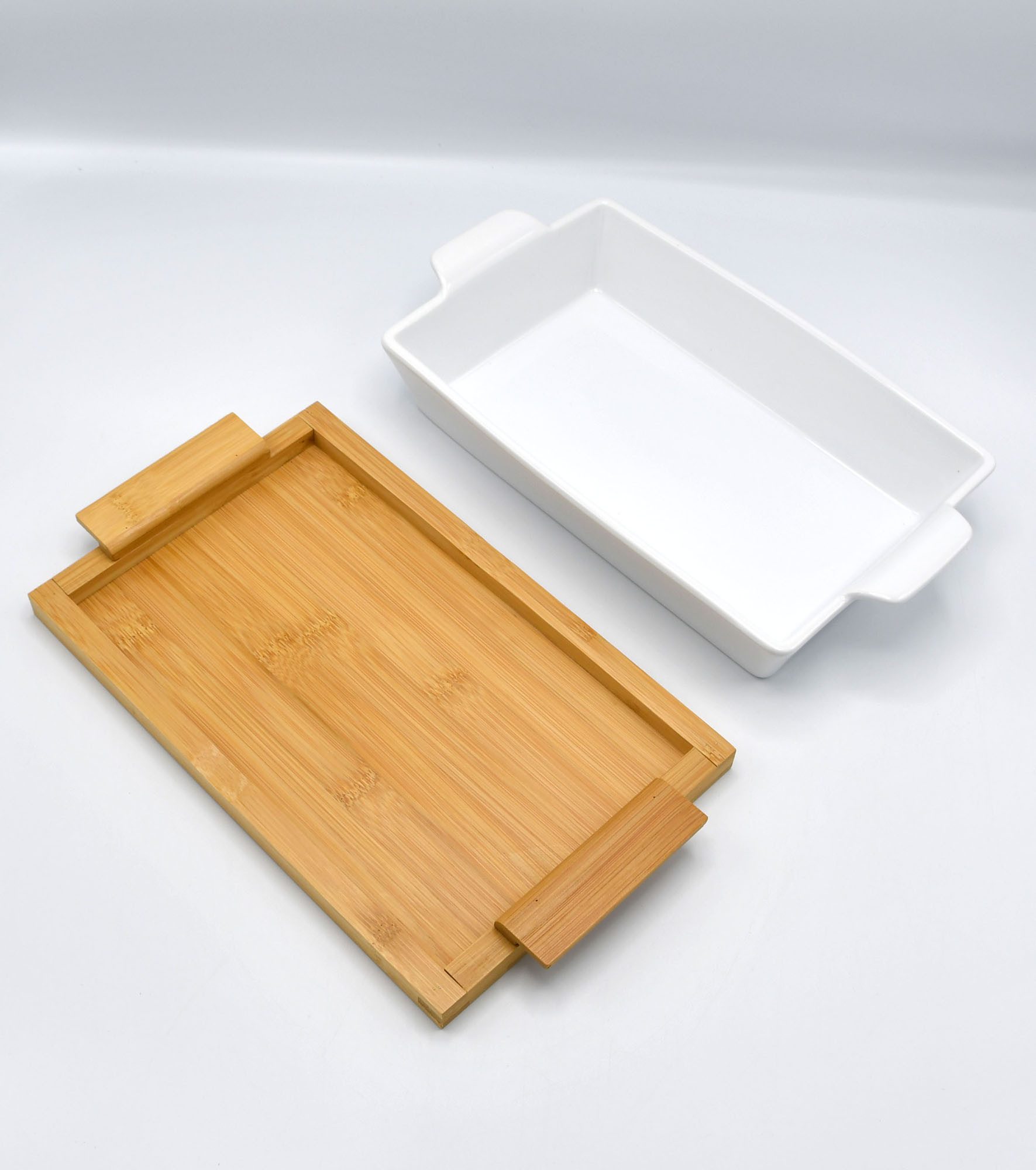 Florina Auflaufform Backform Lasagneform Keramik quadratisch 25,5cm PM316, Keramik, (2-St), mit Griffen mit Bambus Untersetzer 25,5 cm
